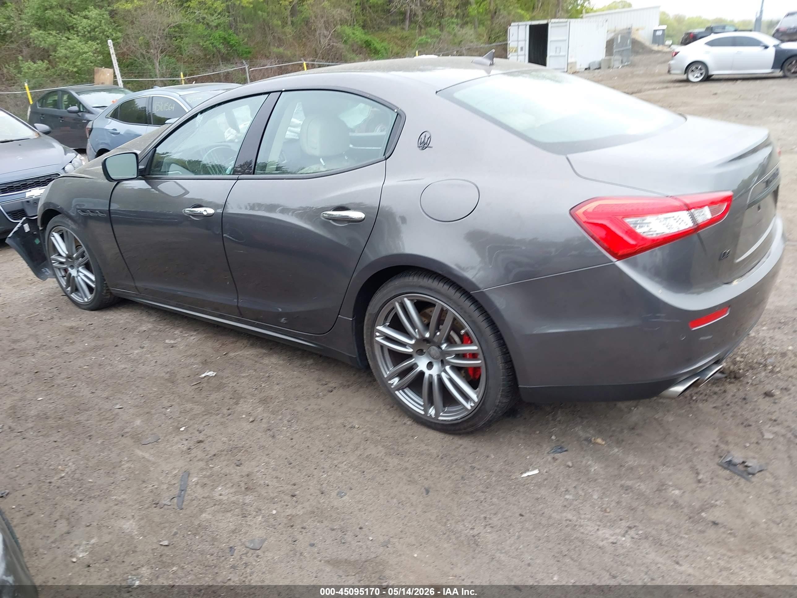 2015 Maserati Ghibli S Q4 Серый vin: ZAM57RTA6F1137937