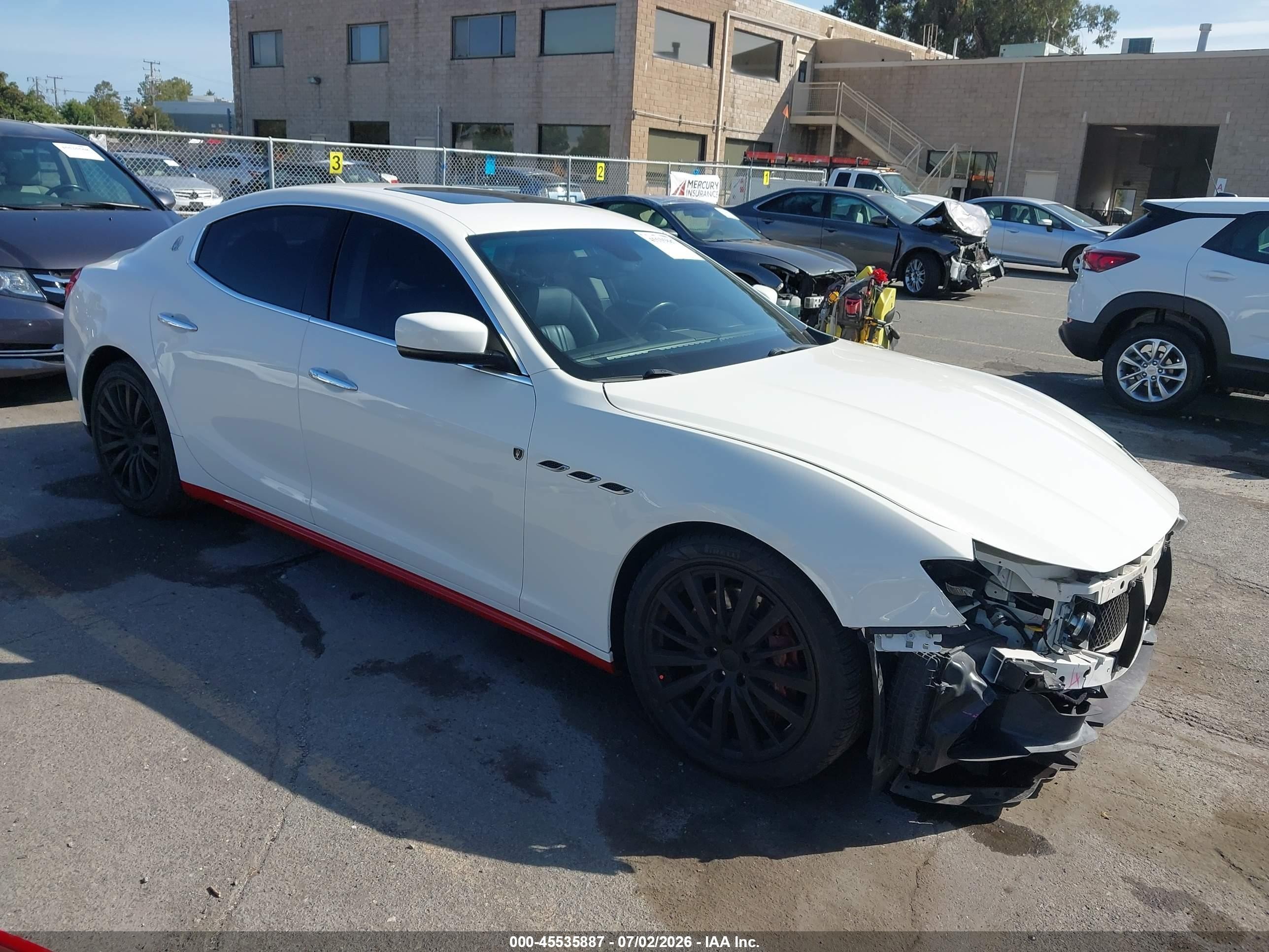 2015 Maserati Ghibli S Q4 Белый vin: ZAM57RTA6F1143088