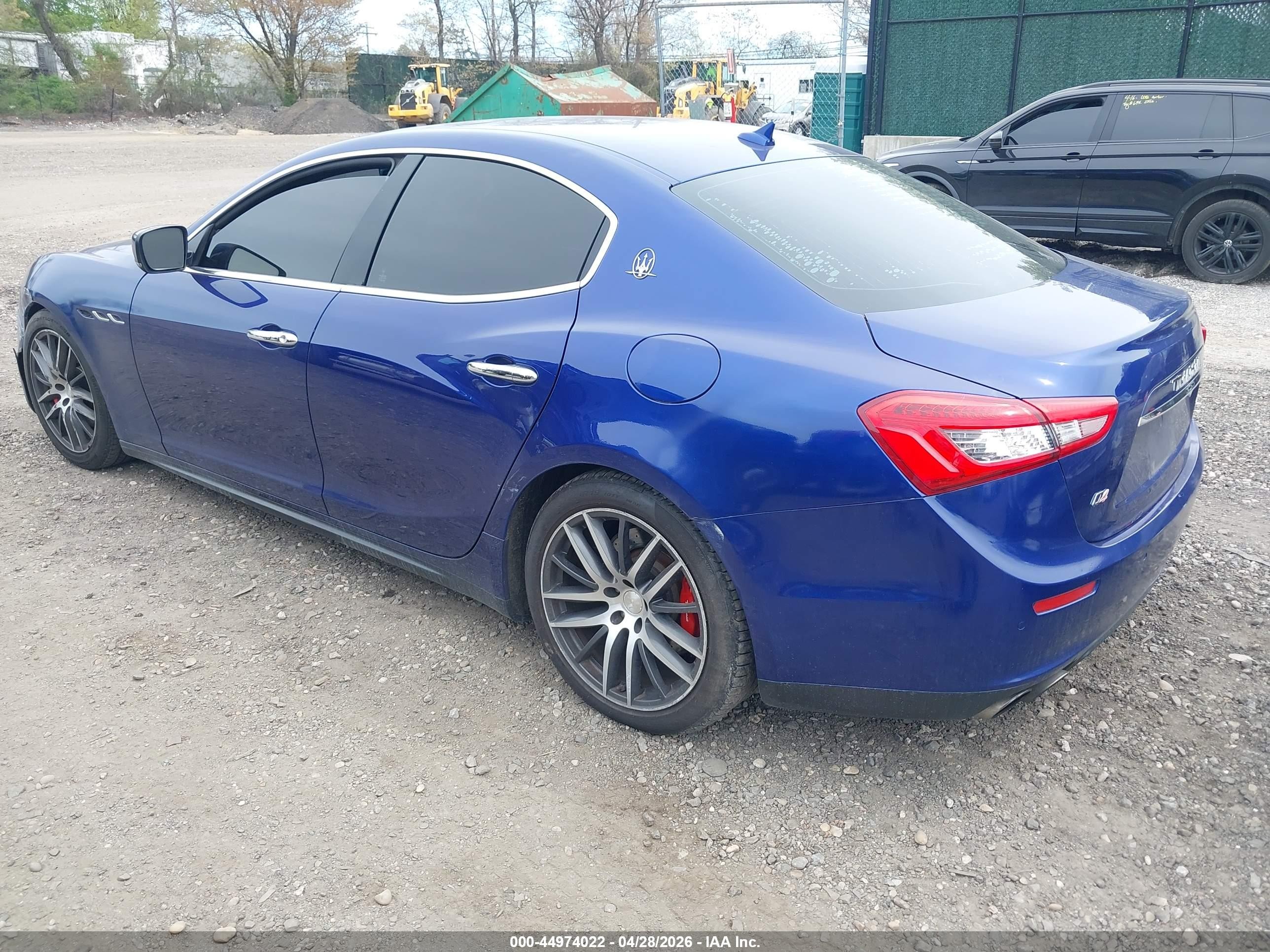 2014 Maserati Ghibli S Q4 Blue vin: ZAM57RTA7E1087452