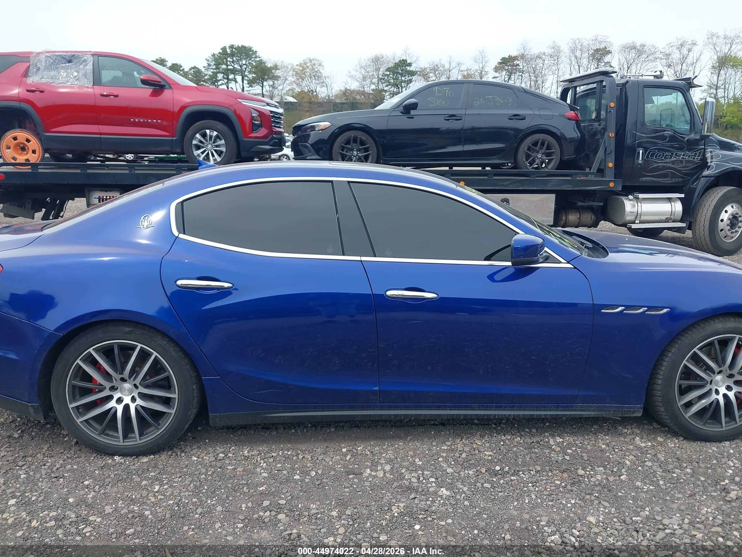 2014 Maserati Ghibli S Q4 Blue vin: ZAM57RTA7E1087452