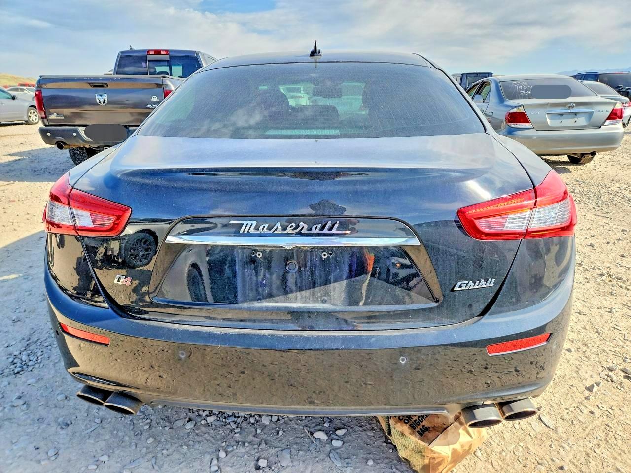 2014 Maserati Ghibli Black vin: ZAM57RTA7E1088844