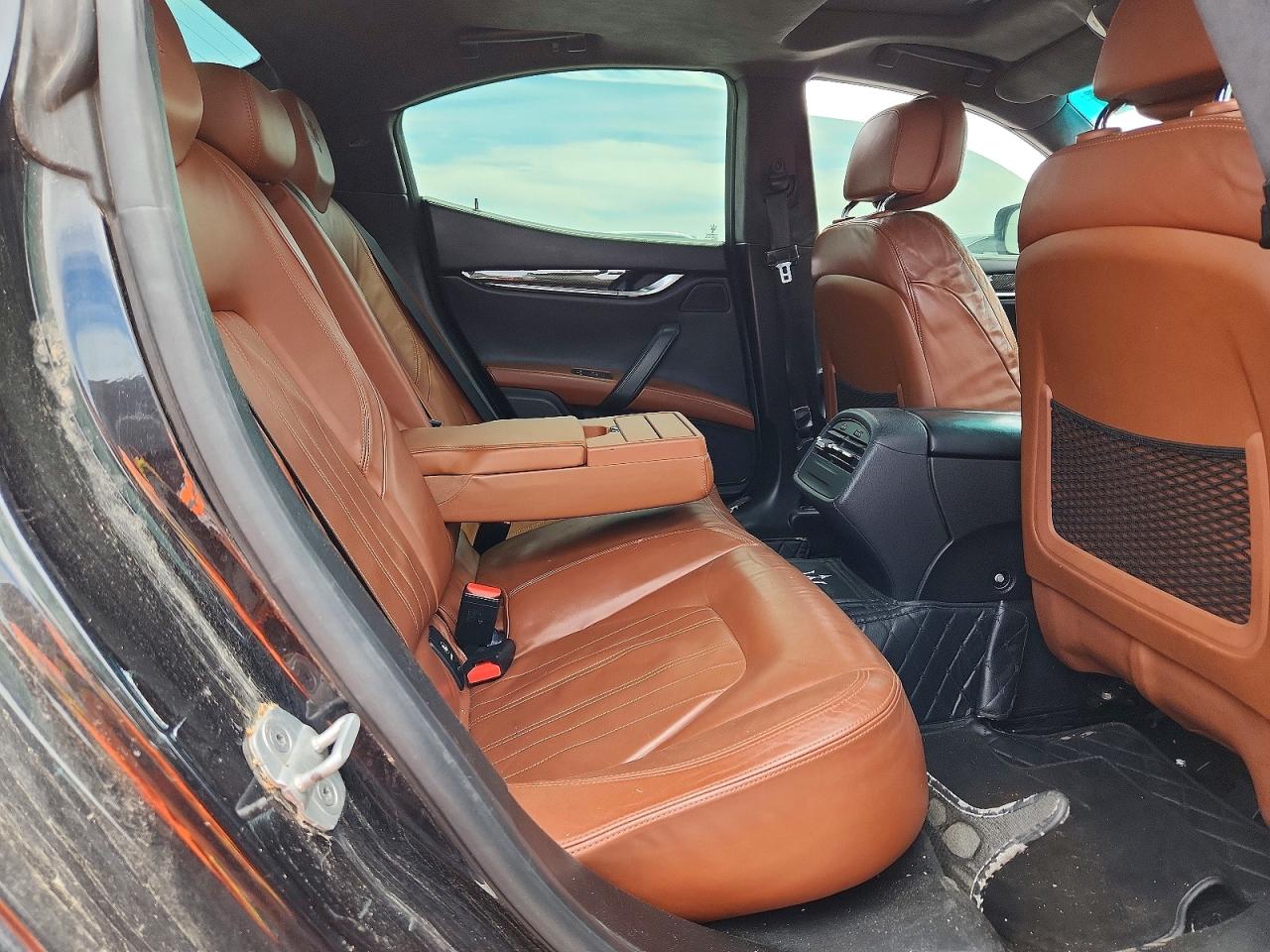 2014 Maserati Ghibli S Black vin: ZAM57RTA7E1090027