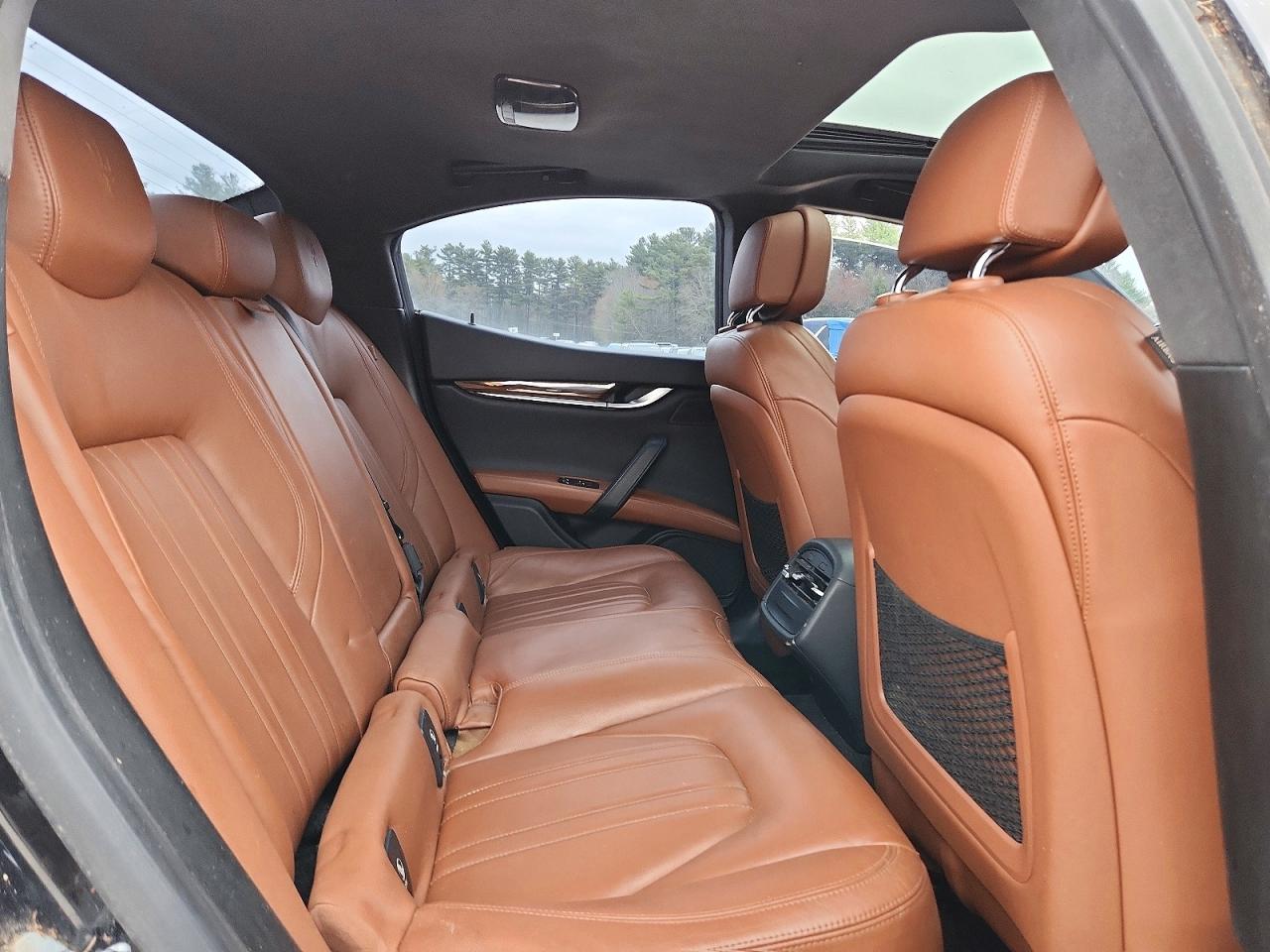 2014 Maserati Ghibli S Black vin: ZAM57RTA7E1091629