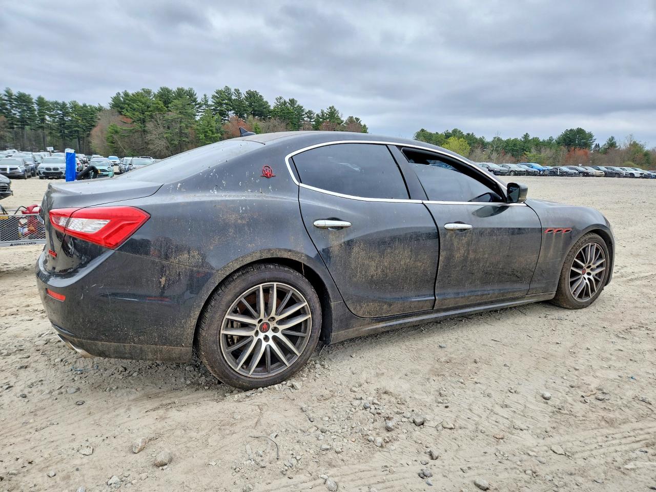 2014 Maserati Ghibli S Black vin: ZAM57RTA7E1091629