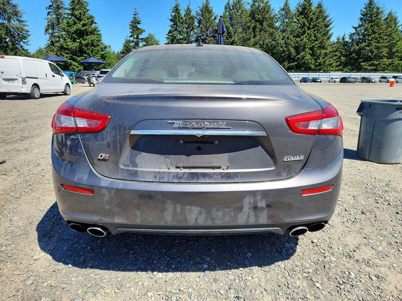 2014 Maserati Ghibli S Silver vin: ZAM57RTA7E1113595