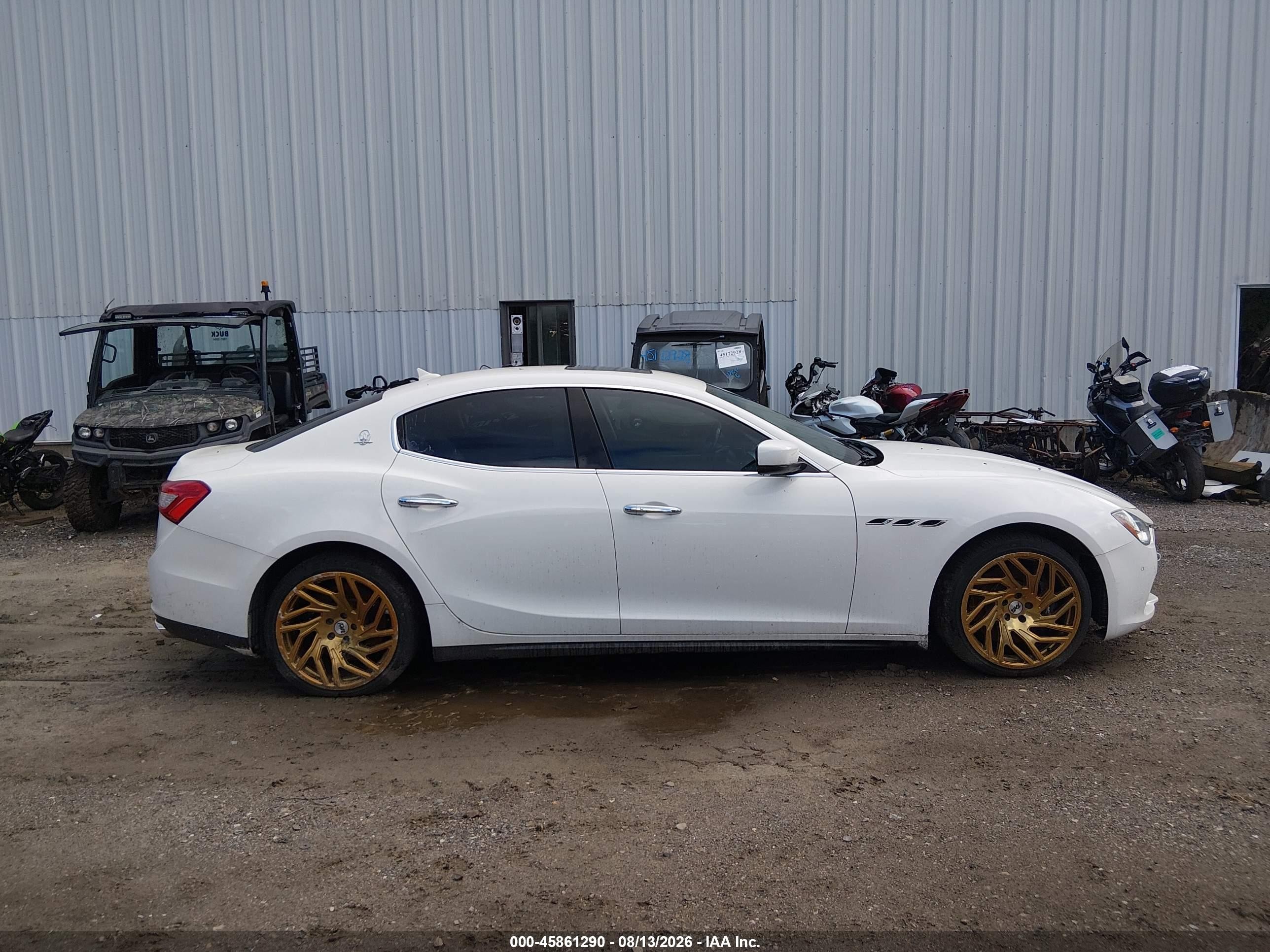 2014 Maserati Ghibli S Q4 White vin: ZAM57RTA8E1085628