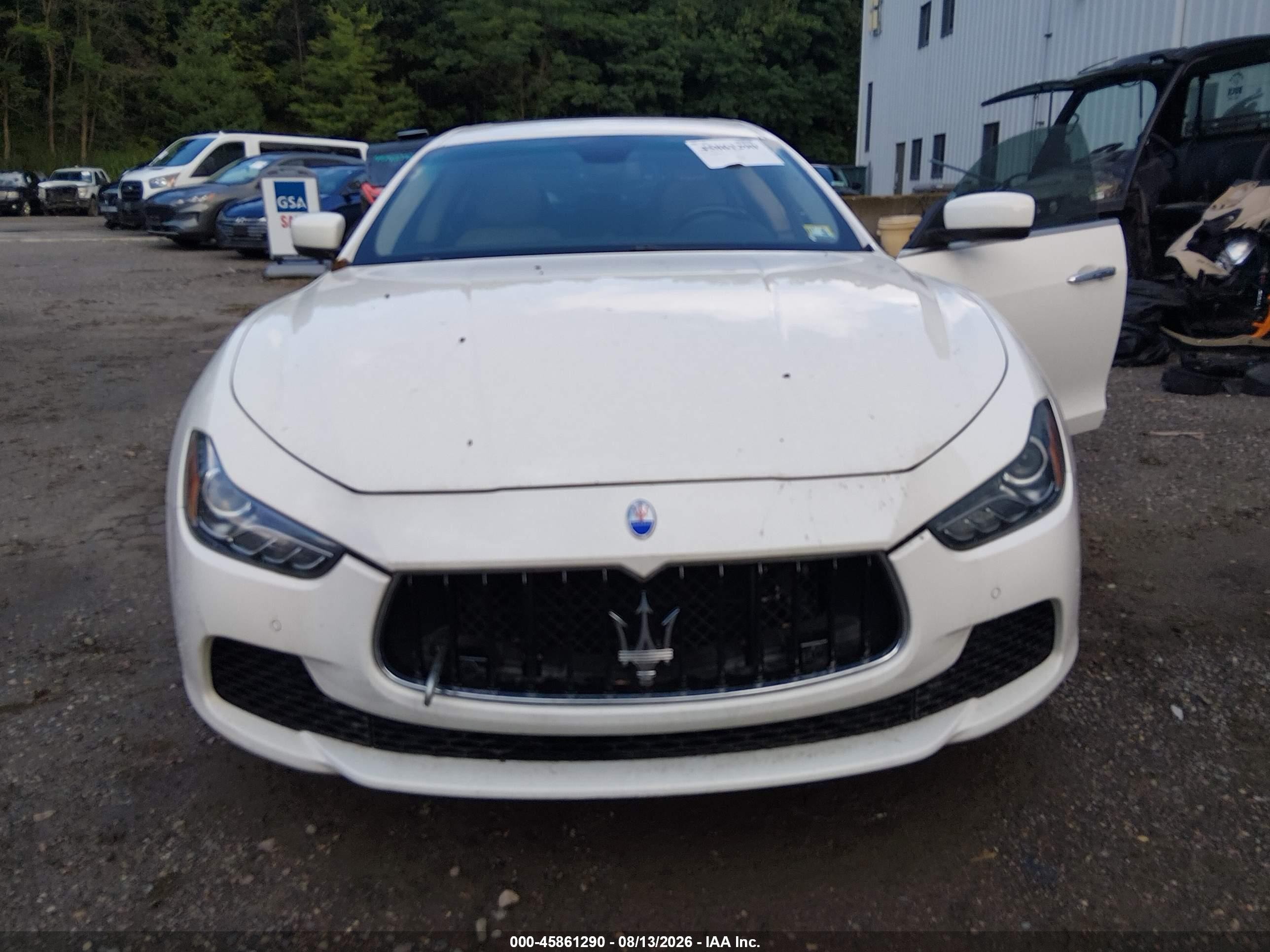 2014 Maserati Ghibli S Q4 White vin: ZAM57RTA8E1085628
