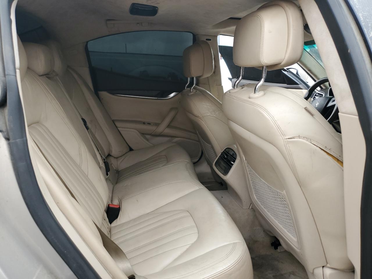 2014 Maserati Ghibli S Бежевый vin: ZAM57RTA8E1095303