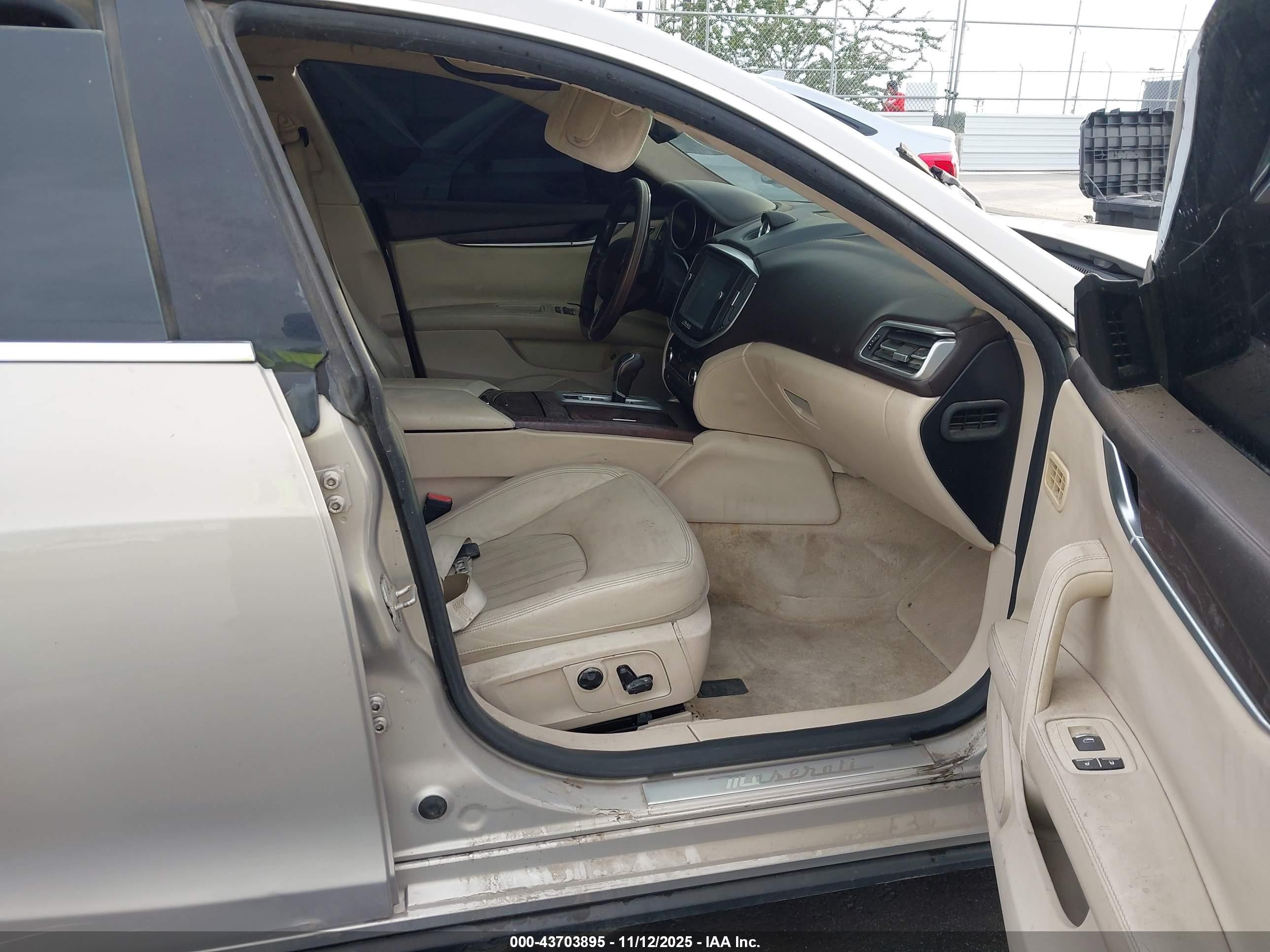 2014 Maserati Ghibli S Q4 Бежевый vin: ZAM57RTA8E1095303