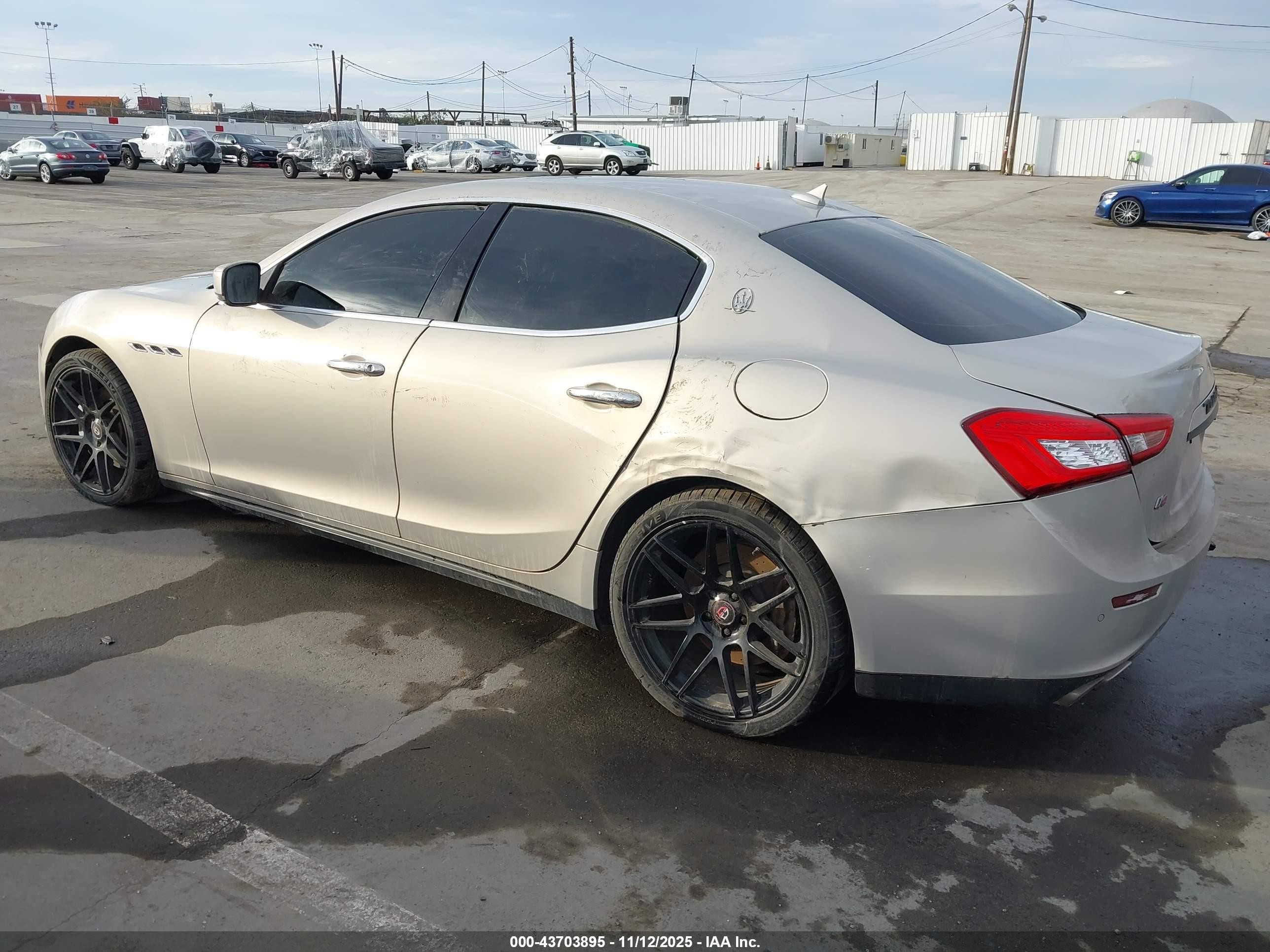 2014 Maserati Ghibli S Q4 Бежевый vin: ZAM57RTA8E1095303