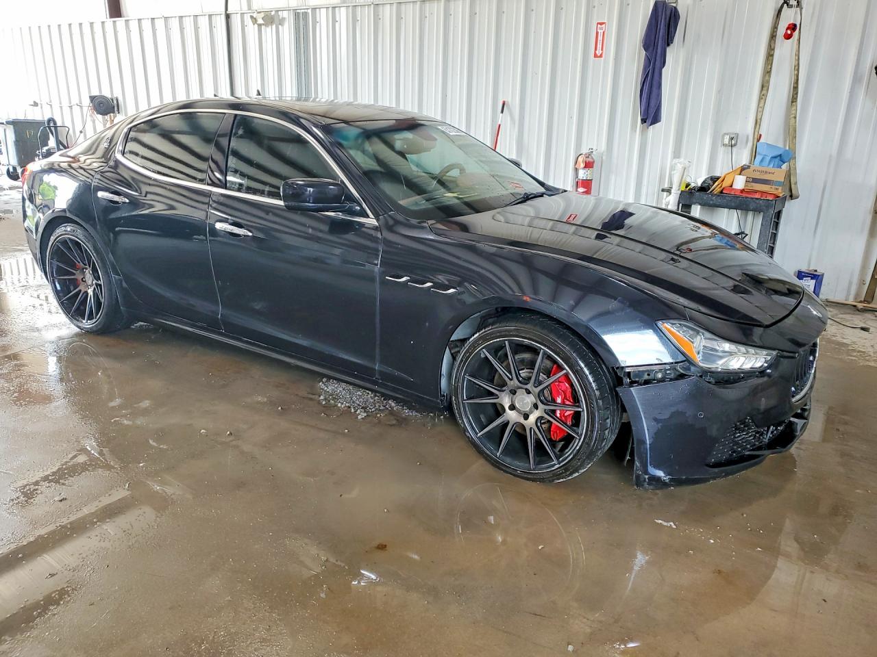 2014 Maserati Ghibli S Black vin: ZAM57RTA9E1090028