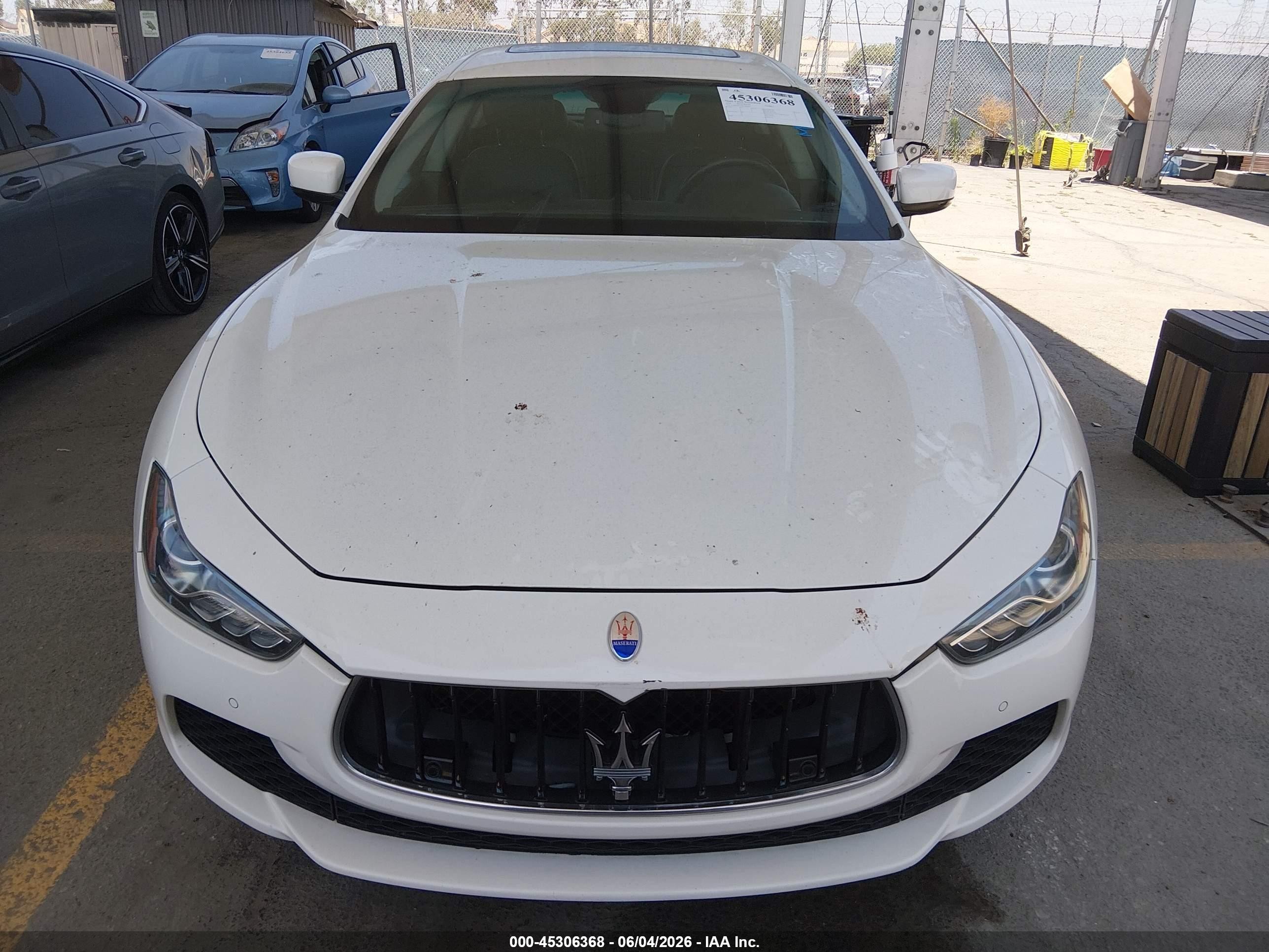2014 Maserati Ghibli S Q4 White vin: ZAM57RTAXE1089602