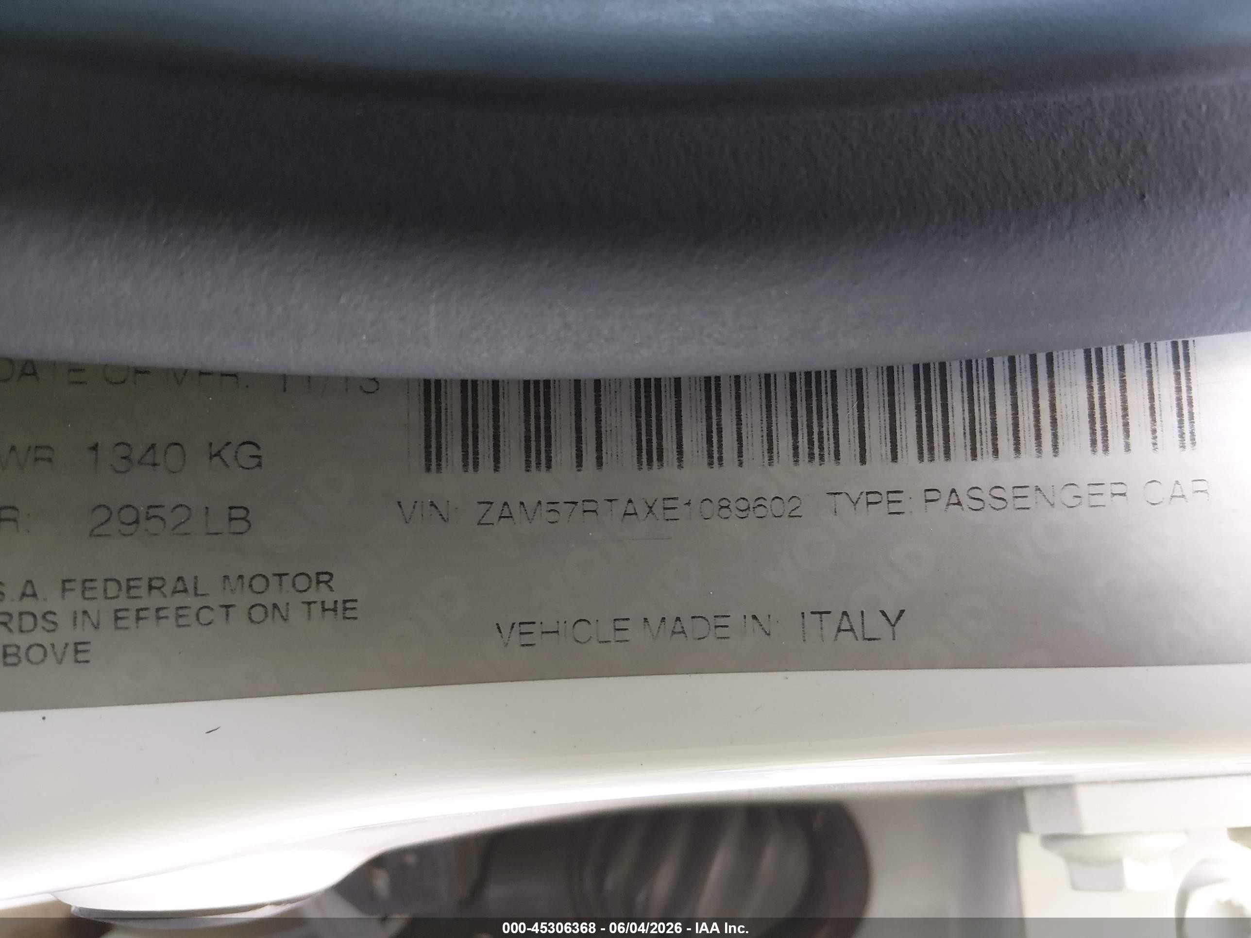 2014 Maserati Ghibli S Q4 White vin: ZAM57RTAXE1089602