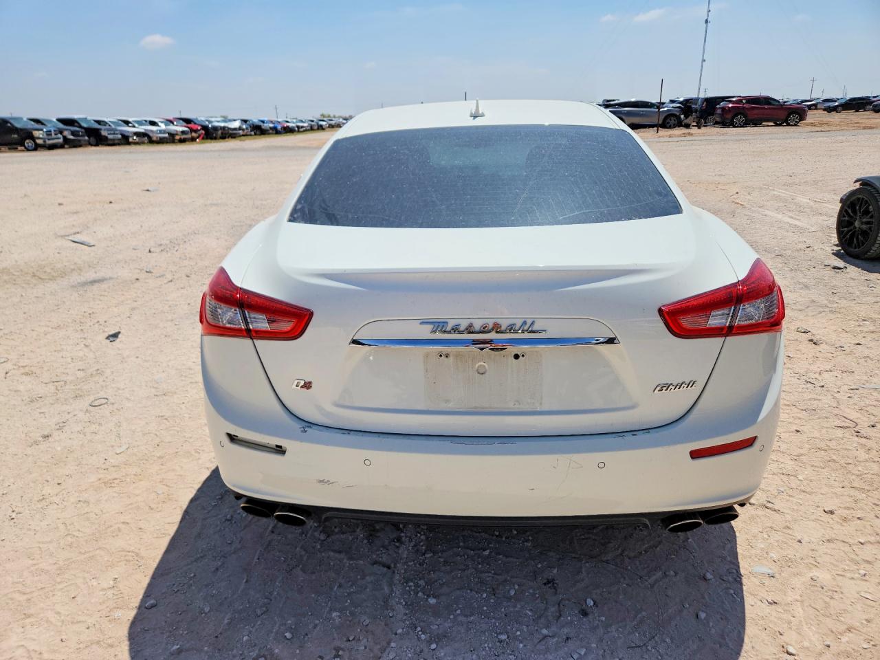 2014 Maserati Ghibli S White vin: ZAM57RTAXE1106530