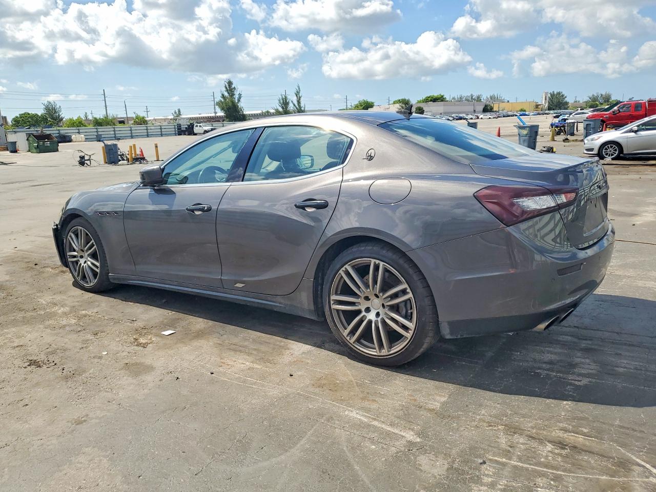 2014 Maserati Ghibli S Gray vin: ZAM57RTAXE1125207