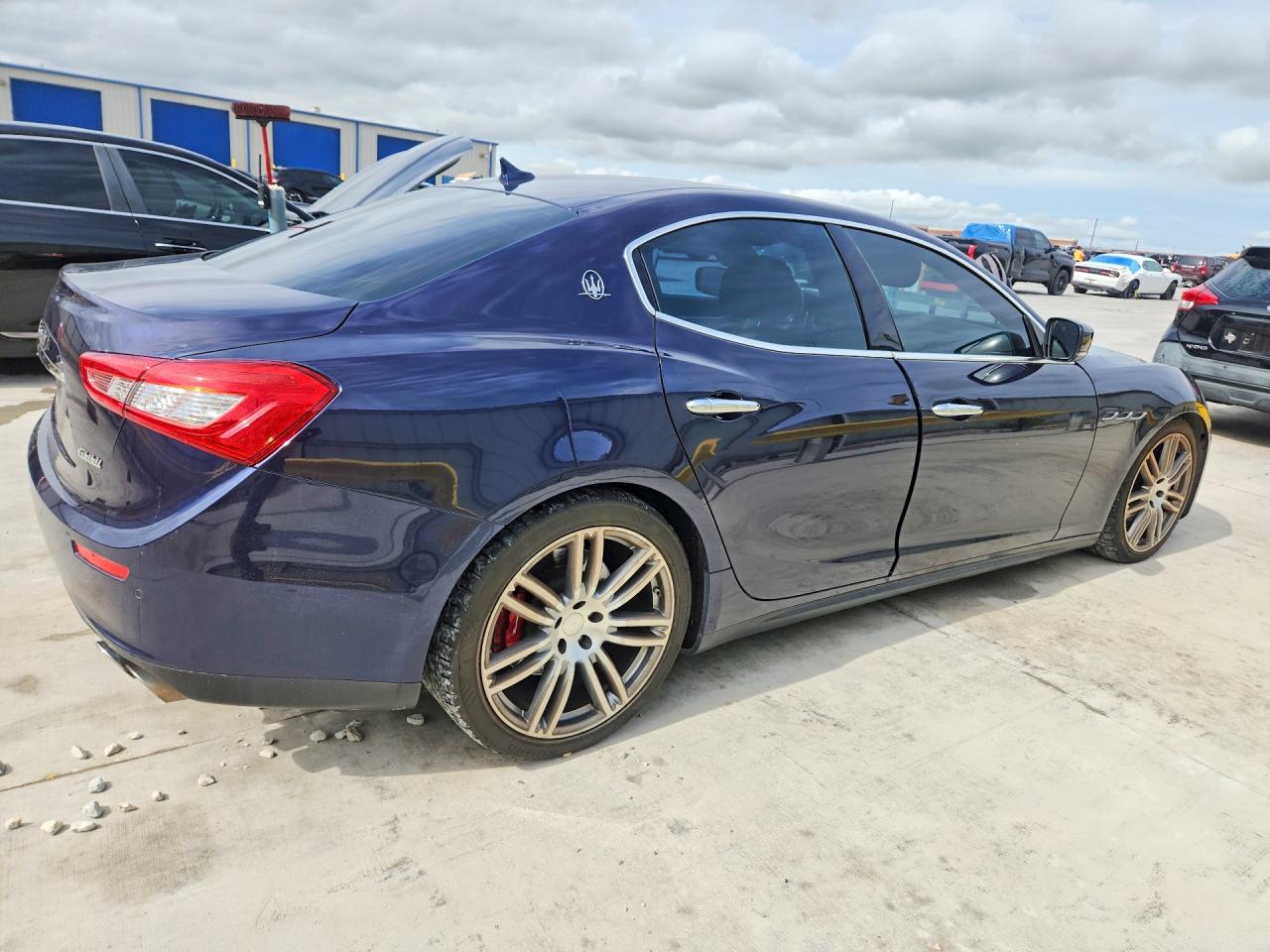 2015 Maserati Ghibli S Blue vin: ZAM57RTAXF1142395