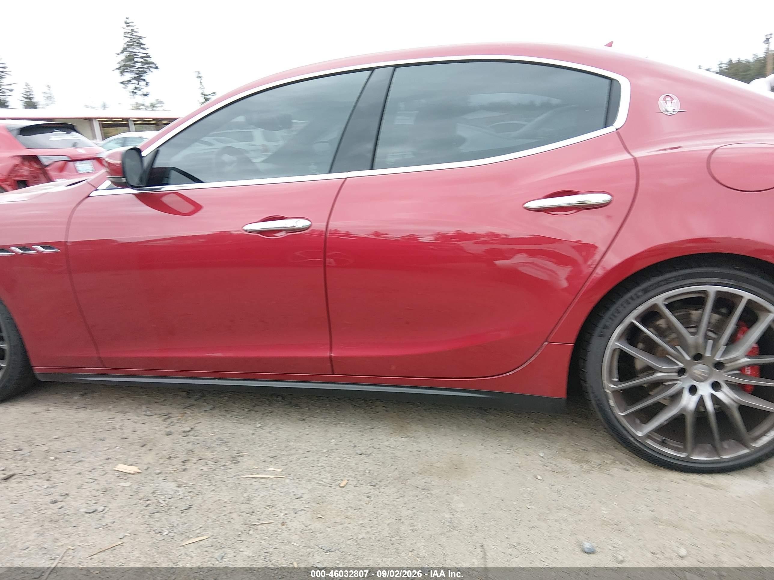 2015 Maserati Ghibli S Q4 Red vin: ZAM57RTAXF1143143