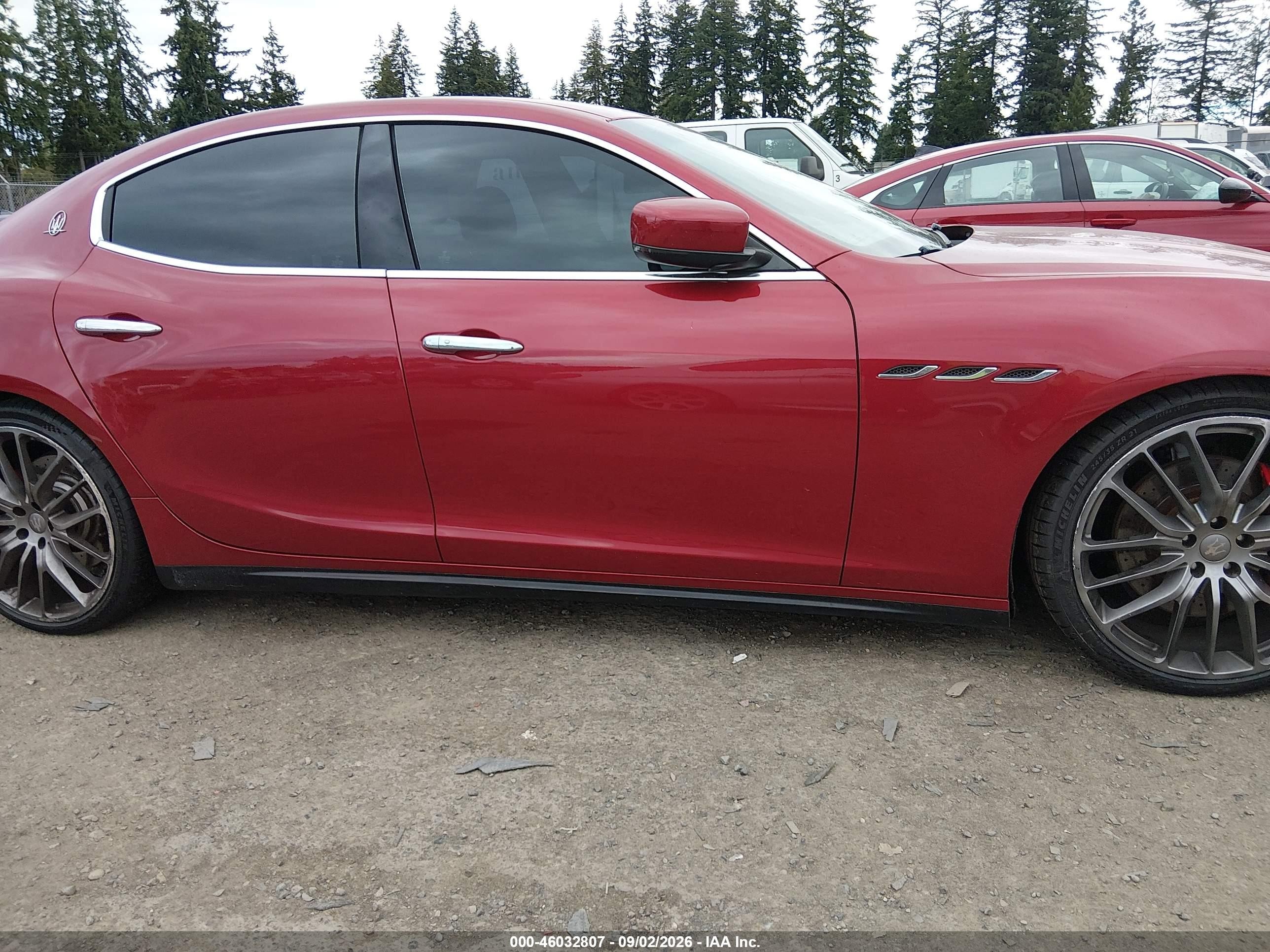 2015 Maserati Ghibli S Q4 Red vin: ZAM57RTAXF1143143