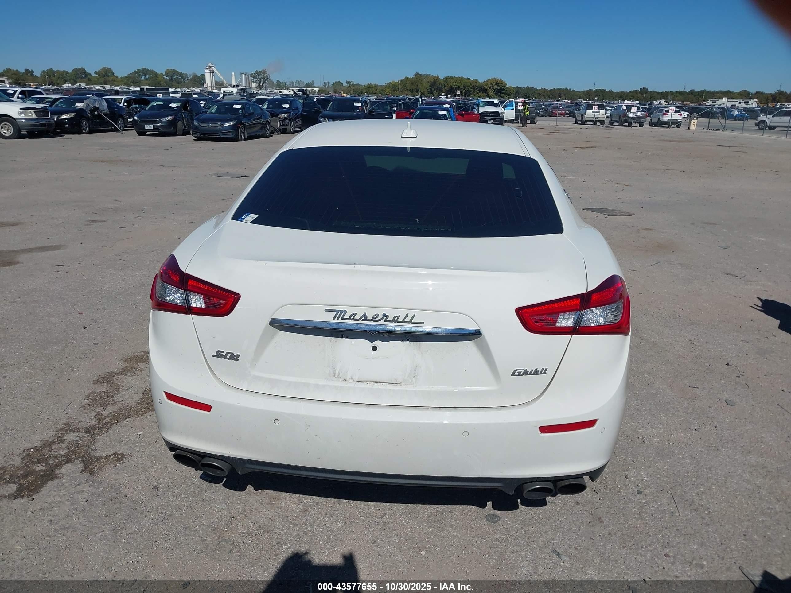 2017 Maserati Ghibli S Q4 Red vin: ZAM57RTS4H1242343