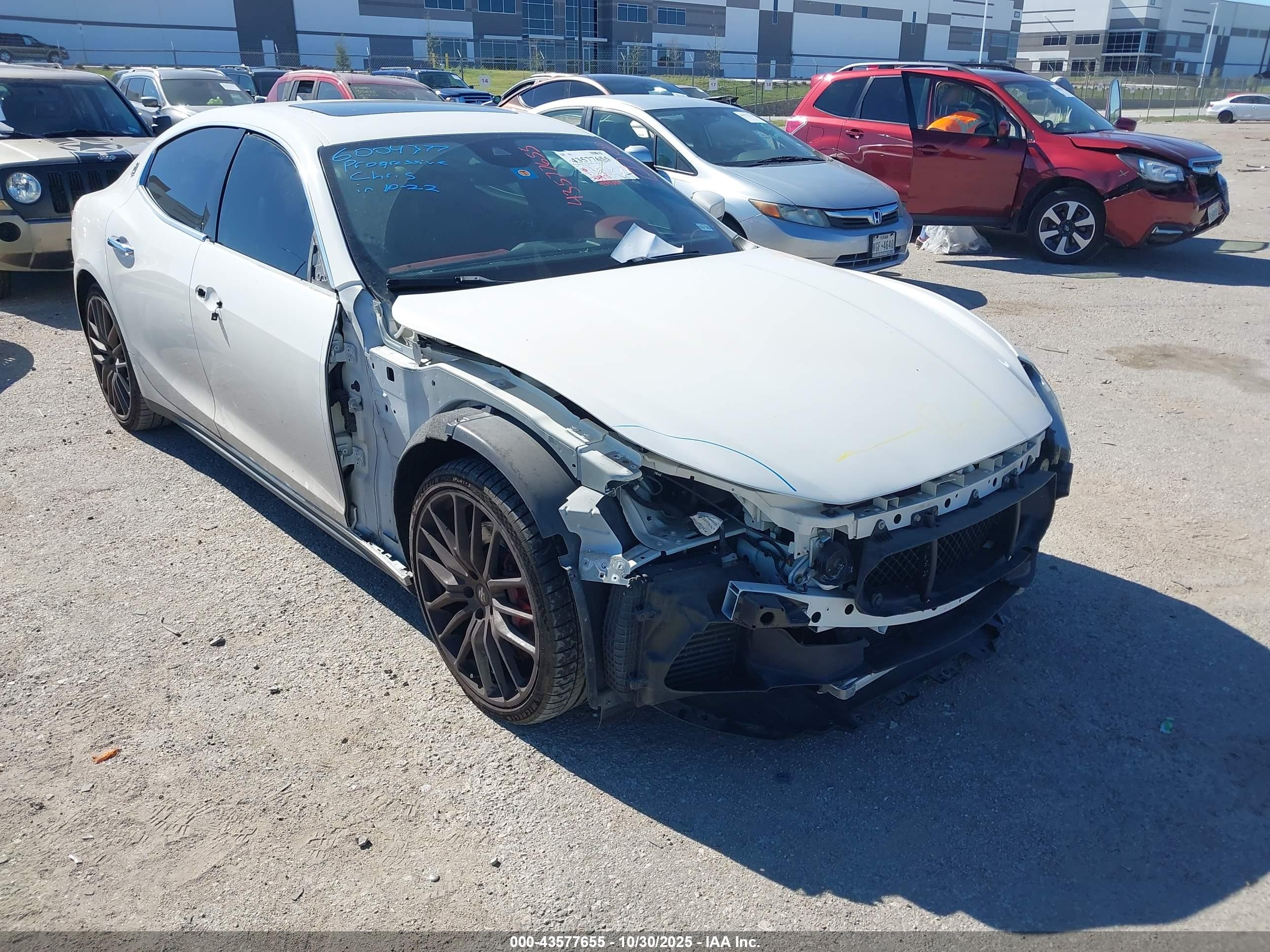 2017 Maserati Ghibli S Q4 Red vin: ZAM57RTS4H1242343