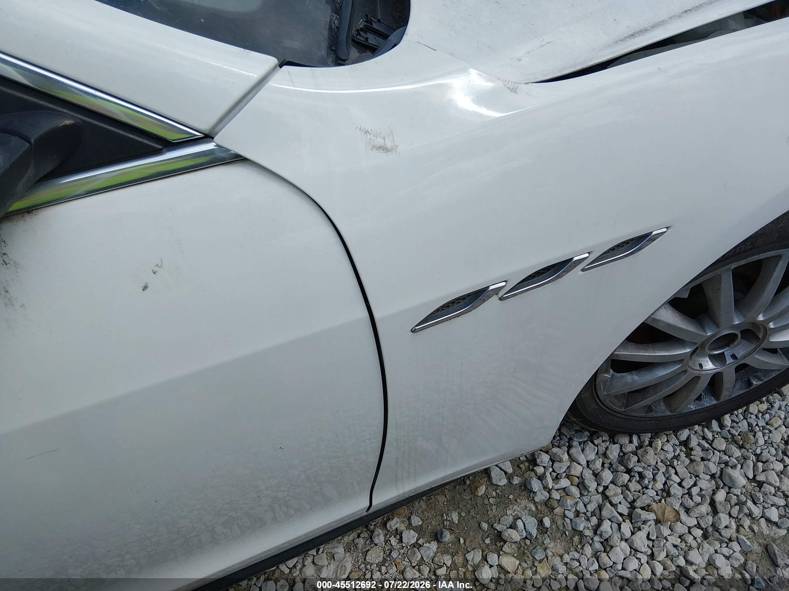 2014 Maserati Ghibli   White vin: ZAM57XSA0E1090215