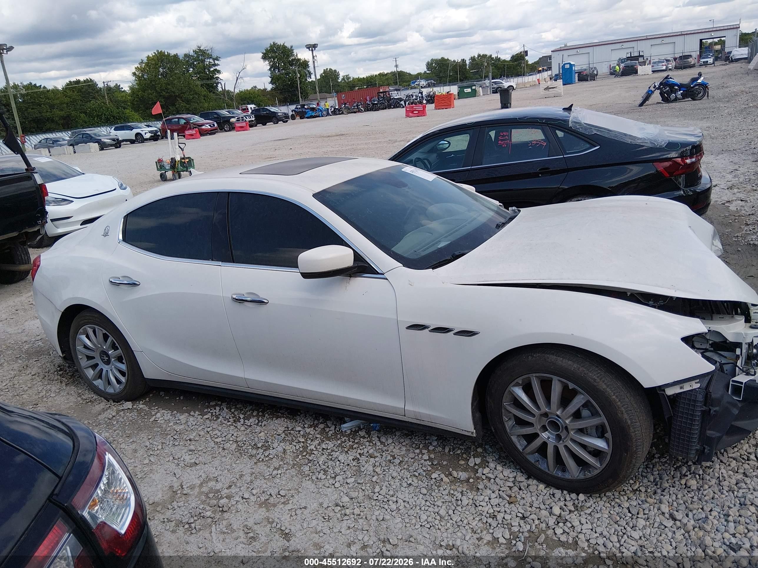 2014 Maserati Ghibli   White vin: ZAM57XSA0E1090215