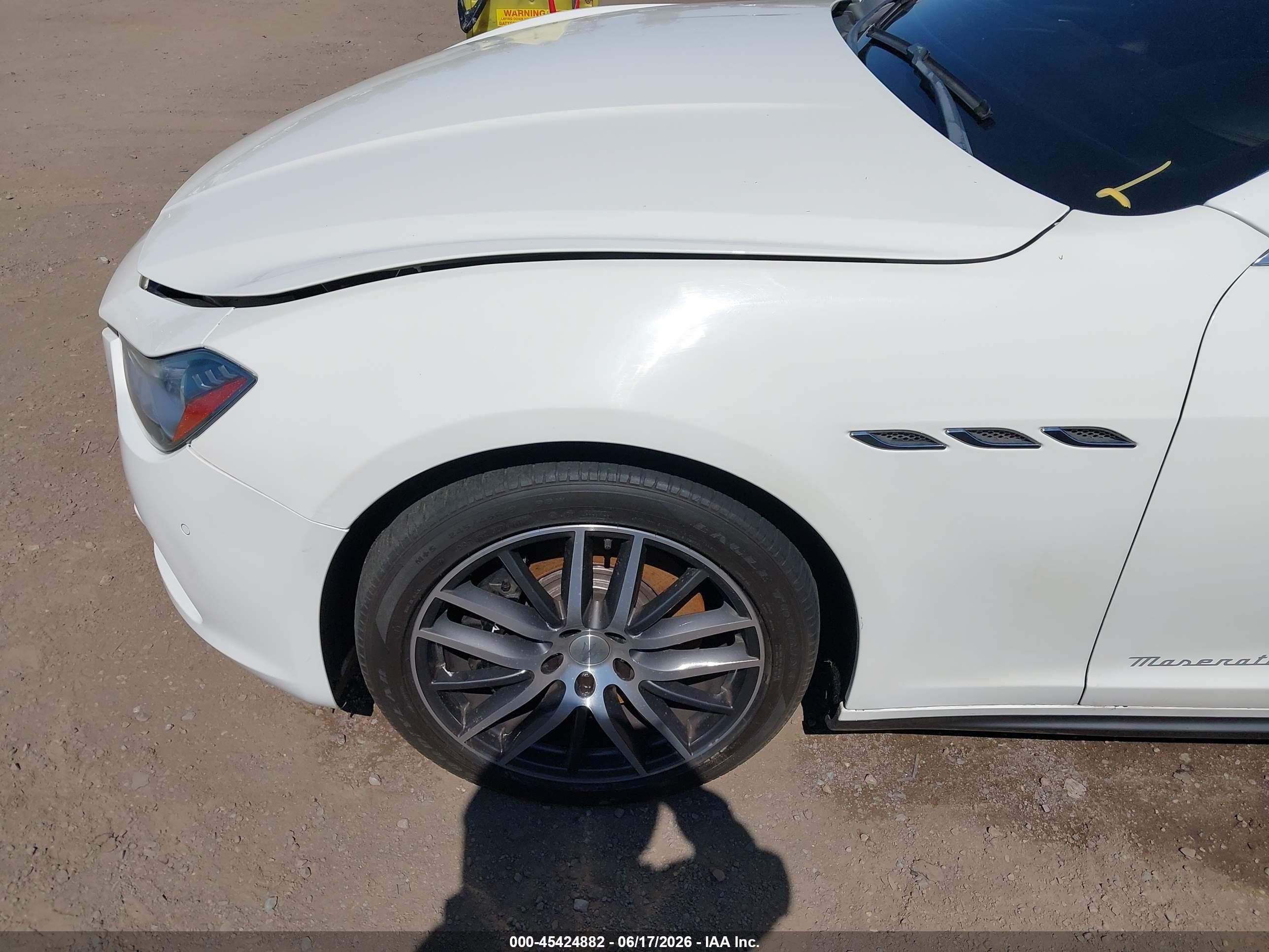 2015 Maserati Ghibli   White vin: ZAM57XSA0F1131895