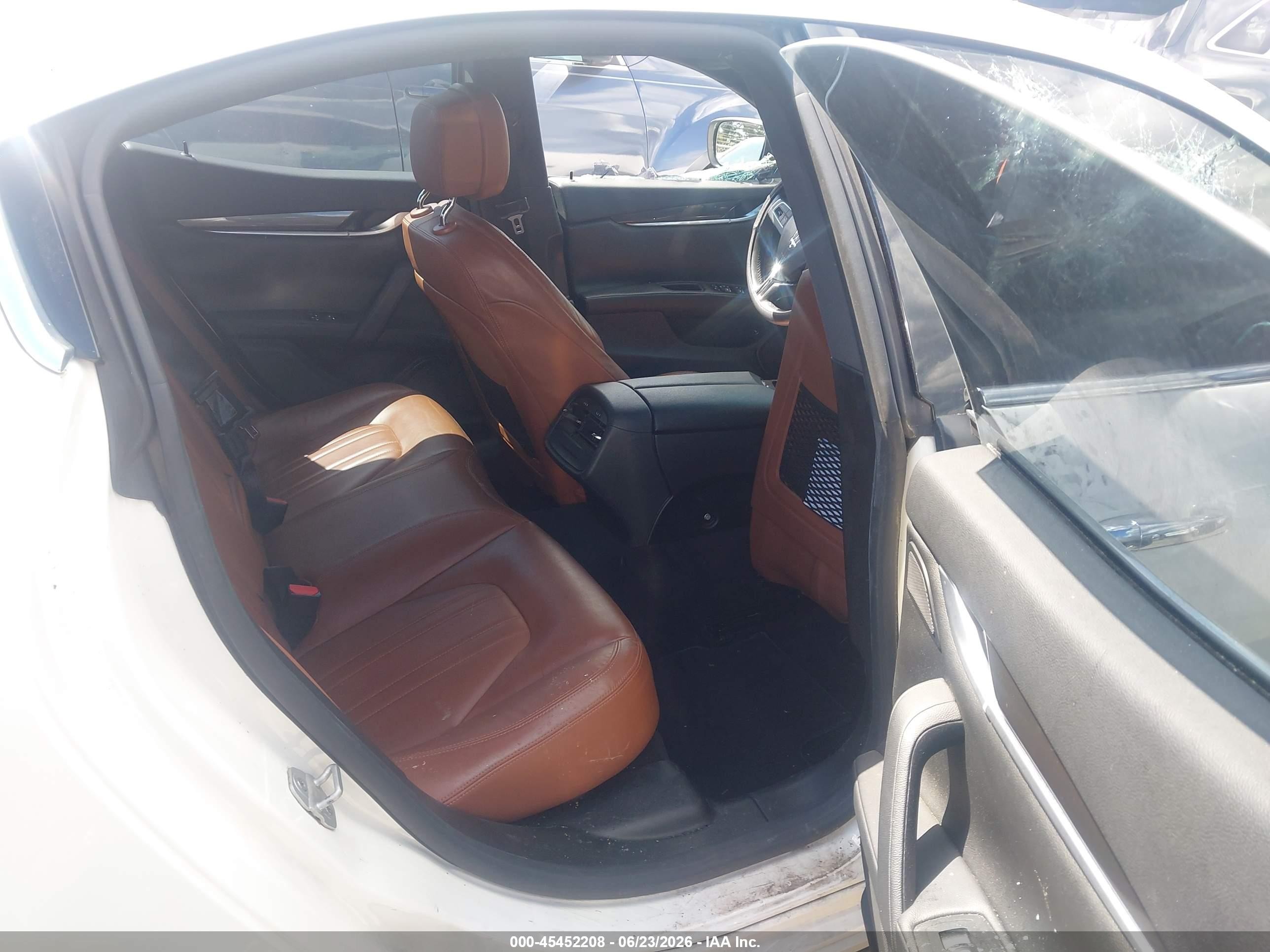 2015 Maserati Ghibli   White vin: ZAM57XSA0F1162158