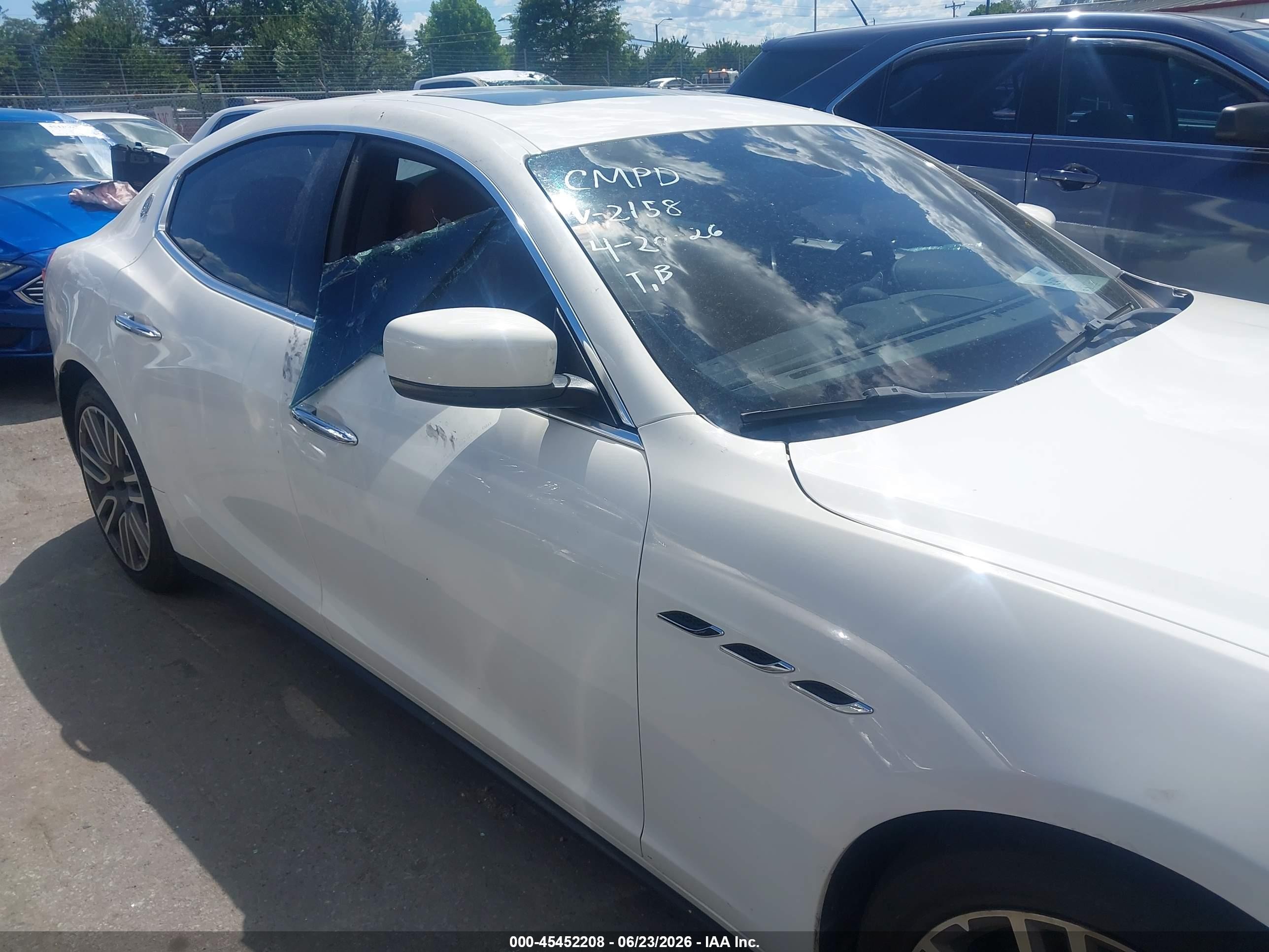 2015 Maserati Ghibli   White vin: ZAM57XSA0F1162158