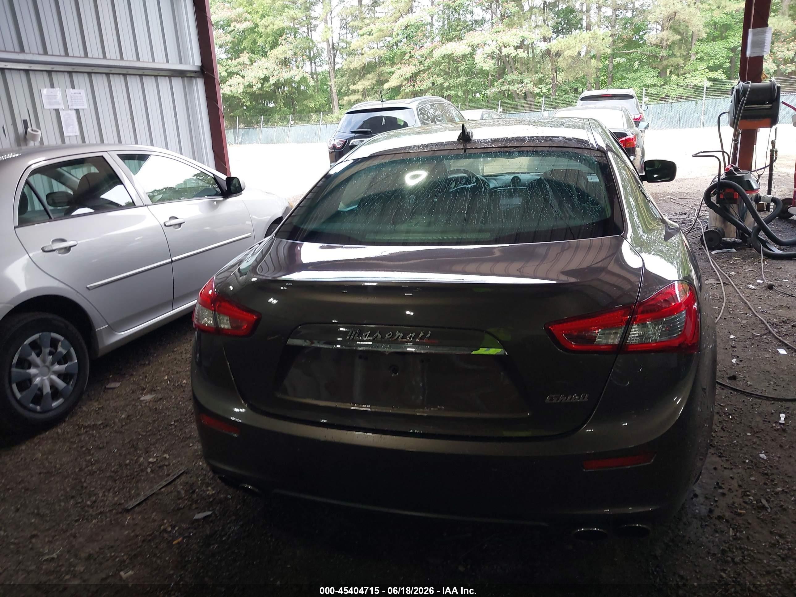 2014 Maserati Ghibli   Brown vin: ZAM57XSA2E1127894