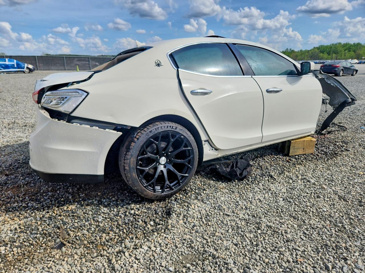 2014 Maserati Ghibli White vin: ZAM57XSA3E1086109