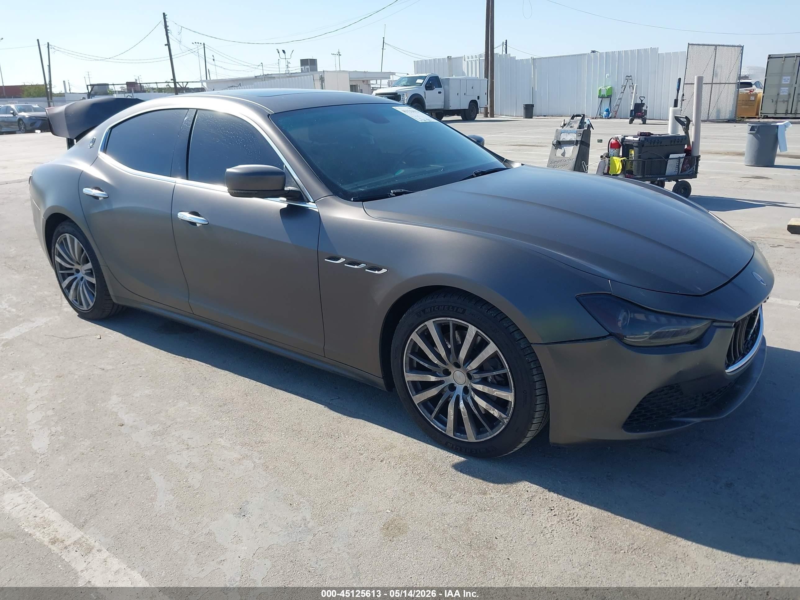2015 Maserati Ghibli   Gray vin: ZAM57XSA3F1152630