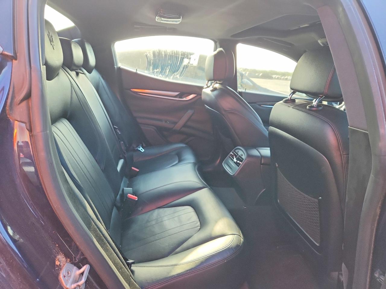 2016 Maserati Ghibli Blue vin: ZAM57XSA3G1173785