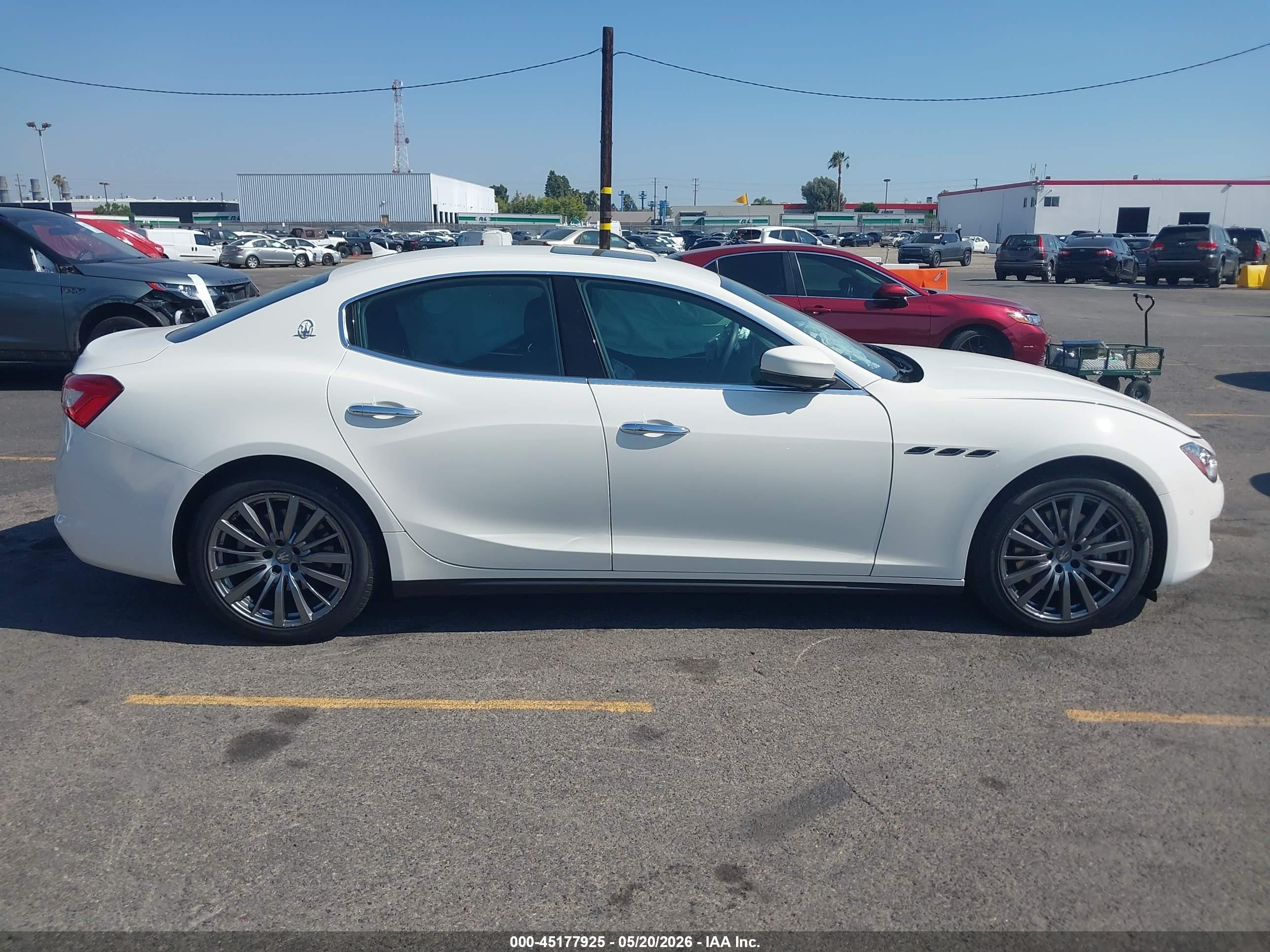 2020 Maserati Ghibli White vin: ZAM57XSA3L1349826
