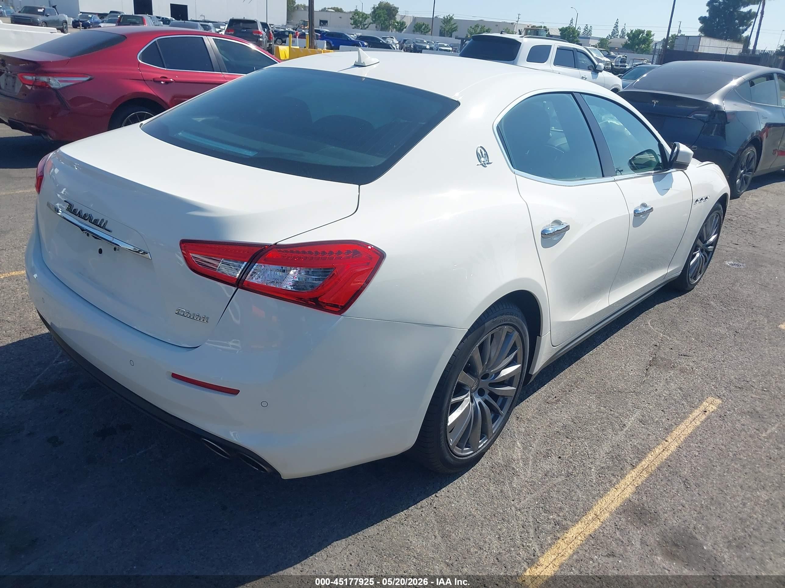 2020 Maserati Ghibli White vin: ZAM57XSA3L1349826