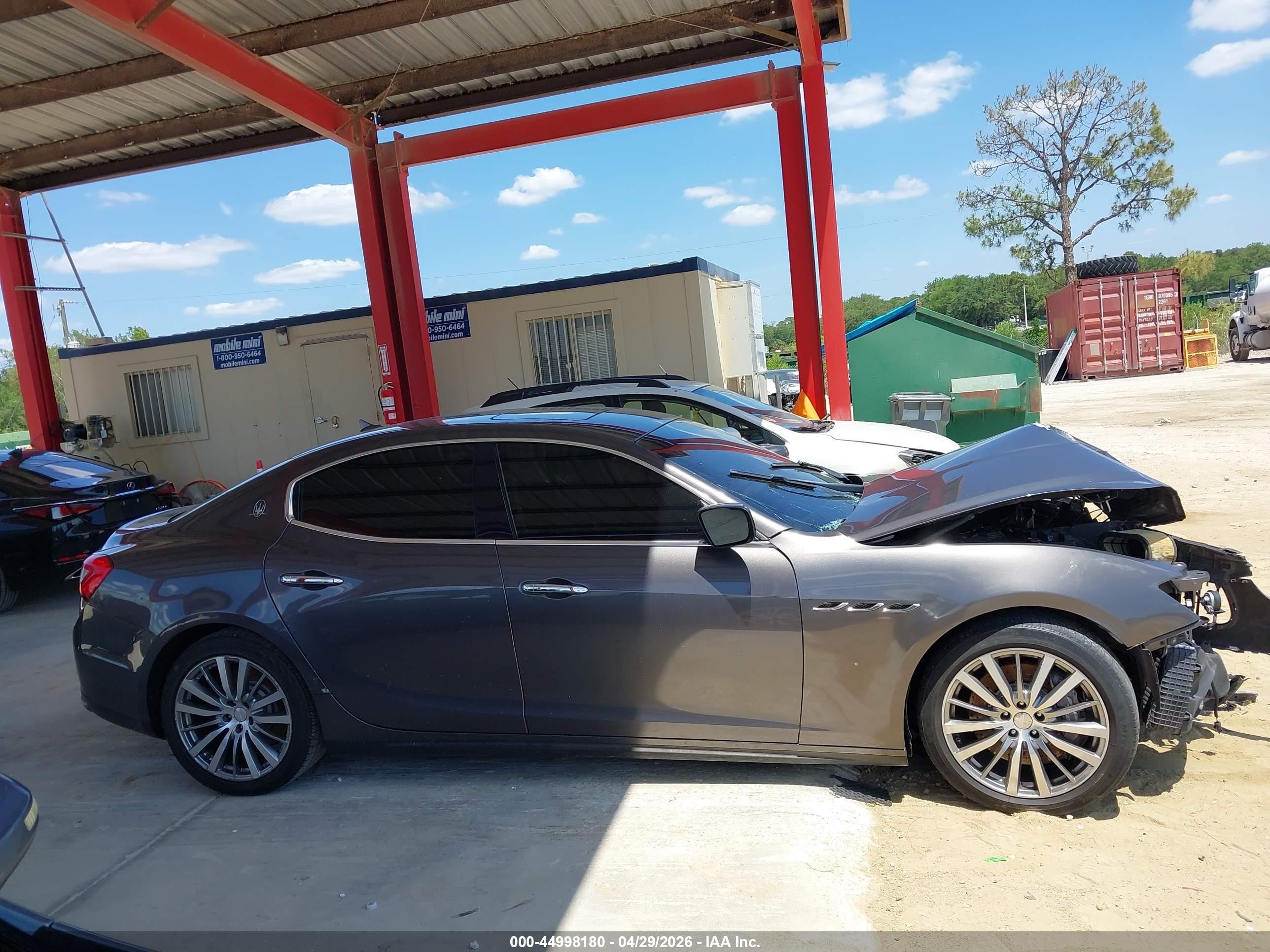 2015 Maserati Ghibli   Gray vin: ZAM57XSA4F1142009