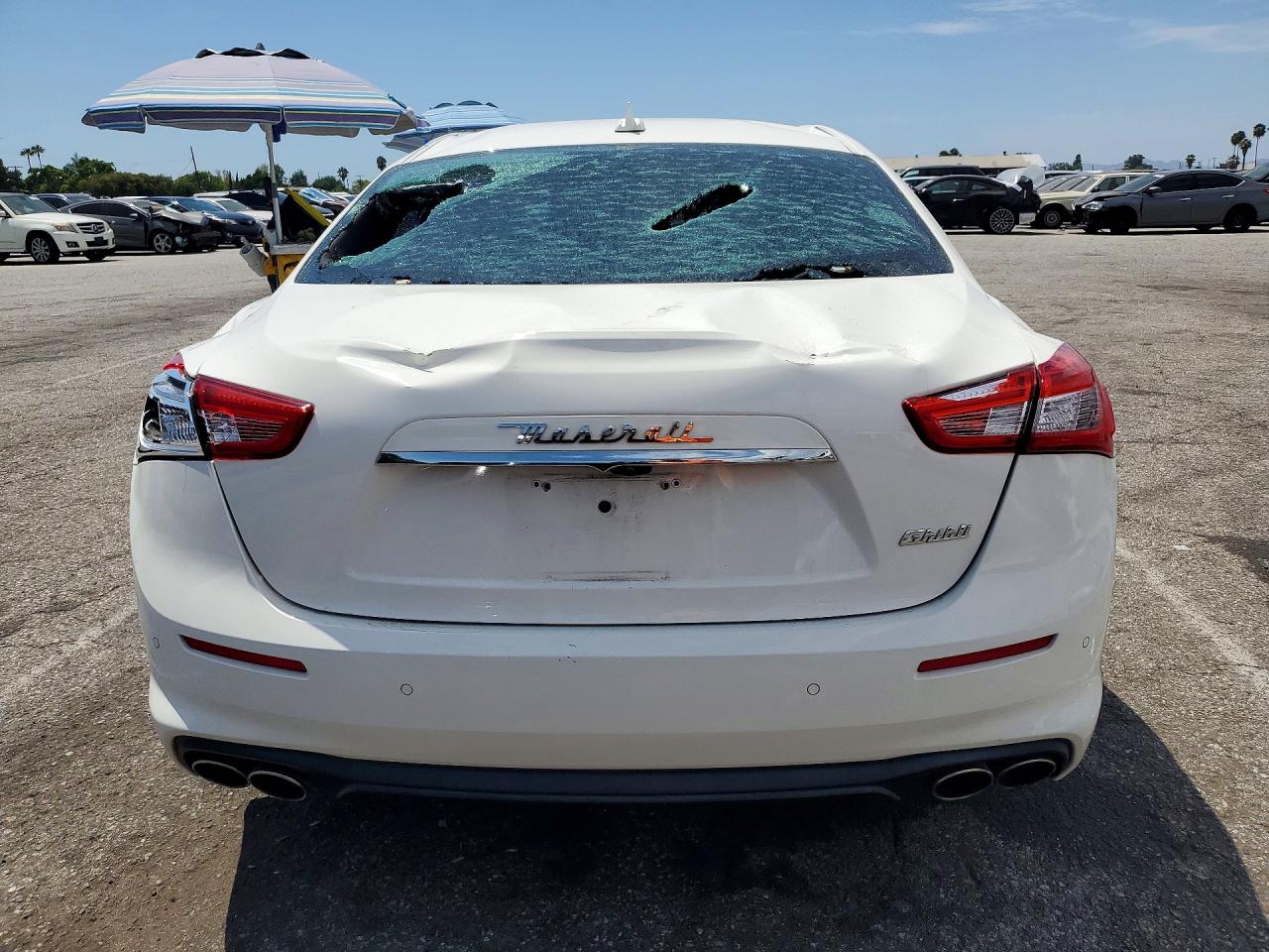 2019 Maserati Ghibli White vin: ZAM57XSA6K1311196