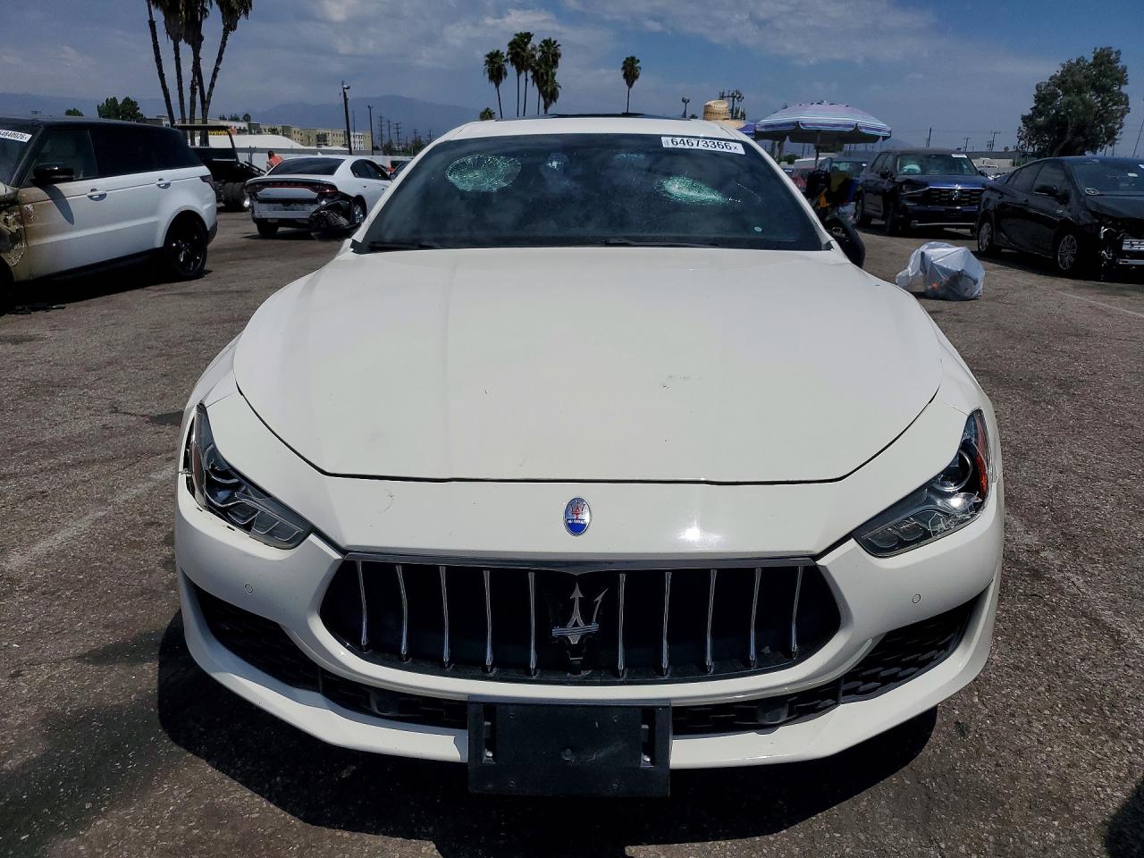 2019 Maserati Ghibli White vin: ZAM57XSA6K1311196