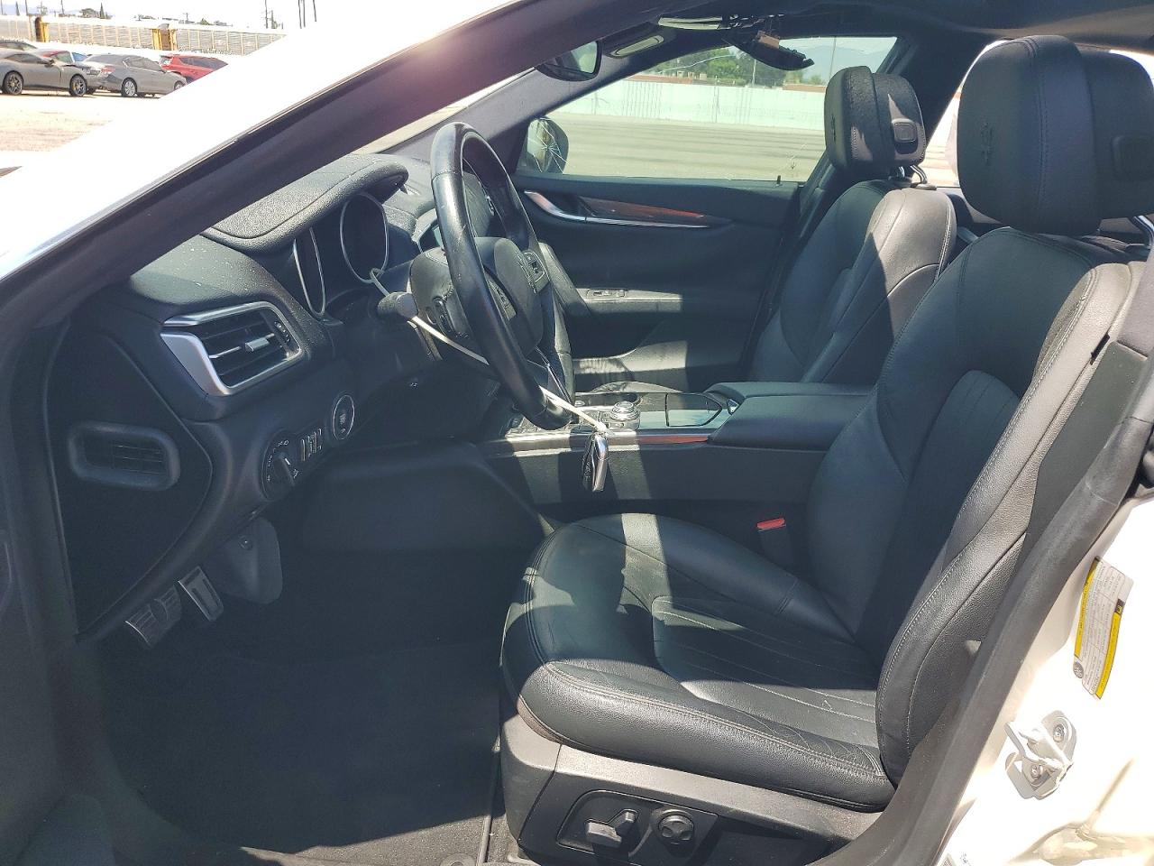 2019 Maserati Ghibli White vin: ZAM57XSA6K1311196