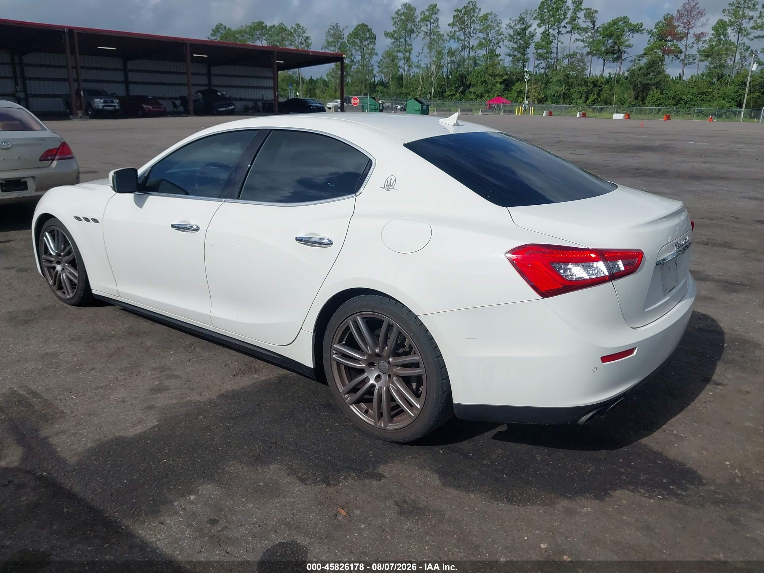 2015 Maserati Ghibli   White vin: ZAM57XSA7F1153456