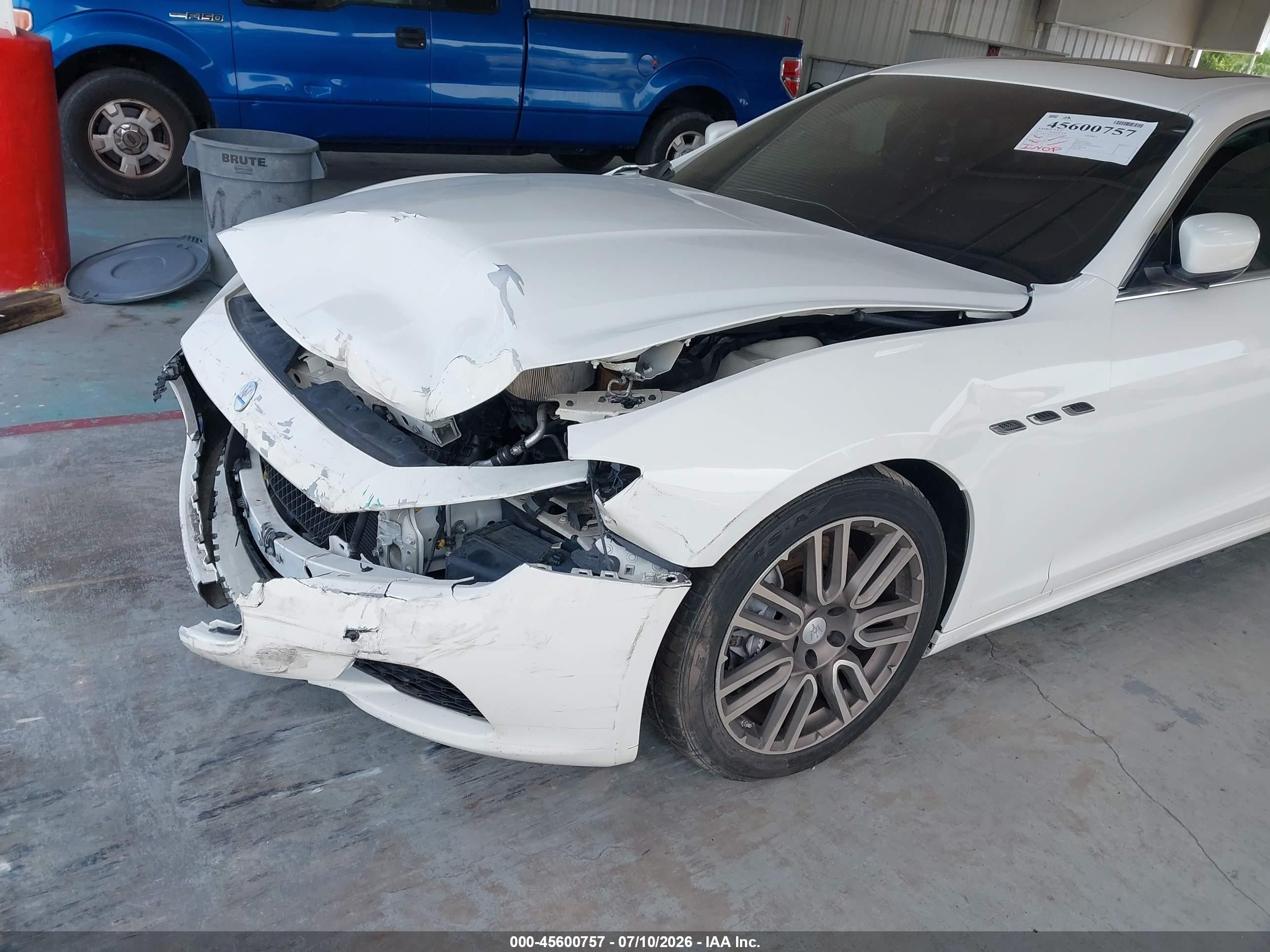 2015 Maserati Ghibli White vin: ZAM57XSA7F1162173