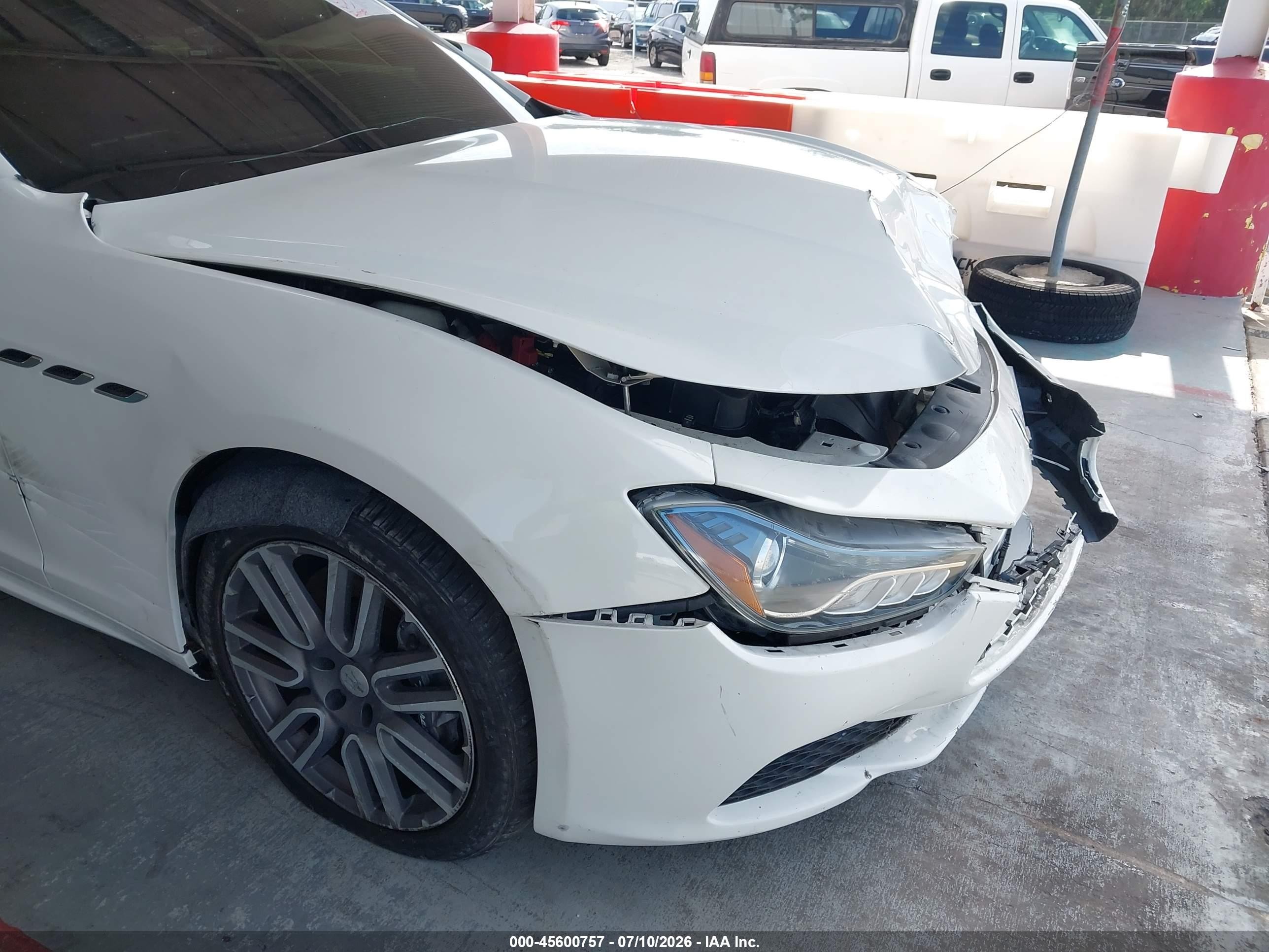 2015 Maserati Ghibli White vin: ZAM57XSA7F1162173