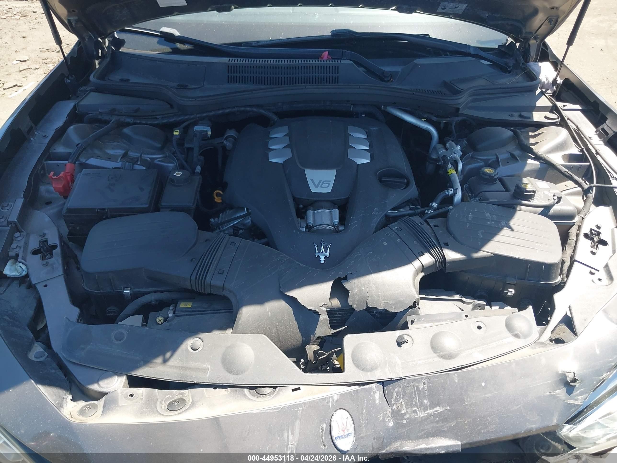 2015 Maserati Ghibli   Gray vin: ZAM57XSA8F1149299
