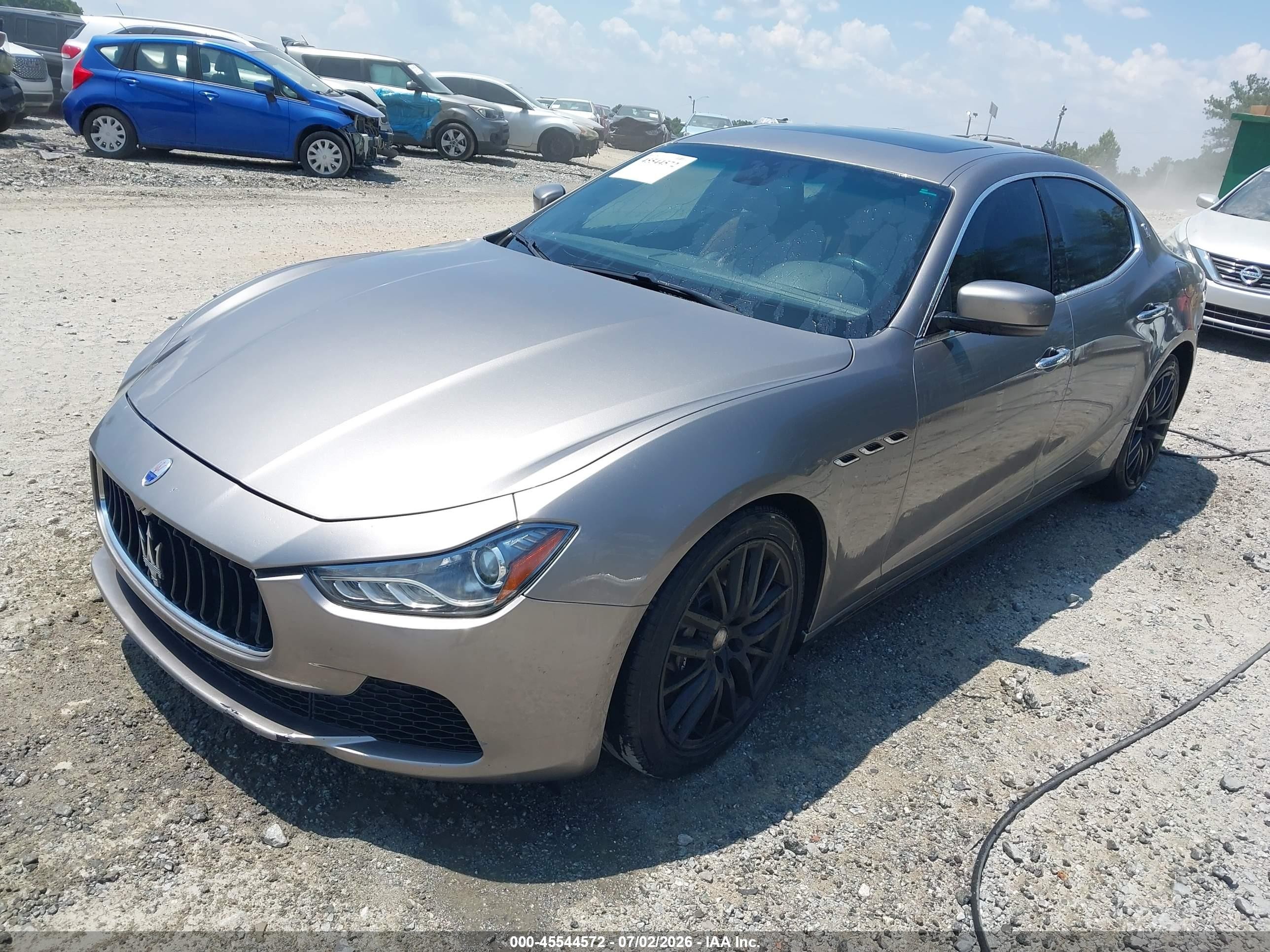 2015 Maserati Ghibli   Silver vin: ZAM57XSA8F1162196