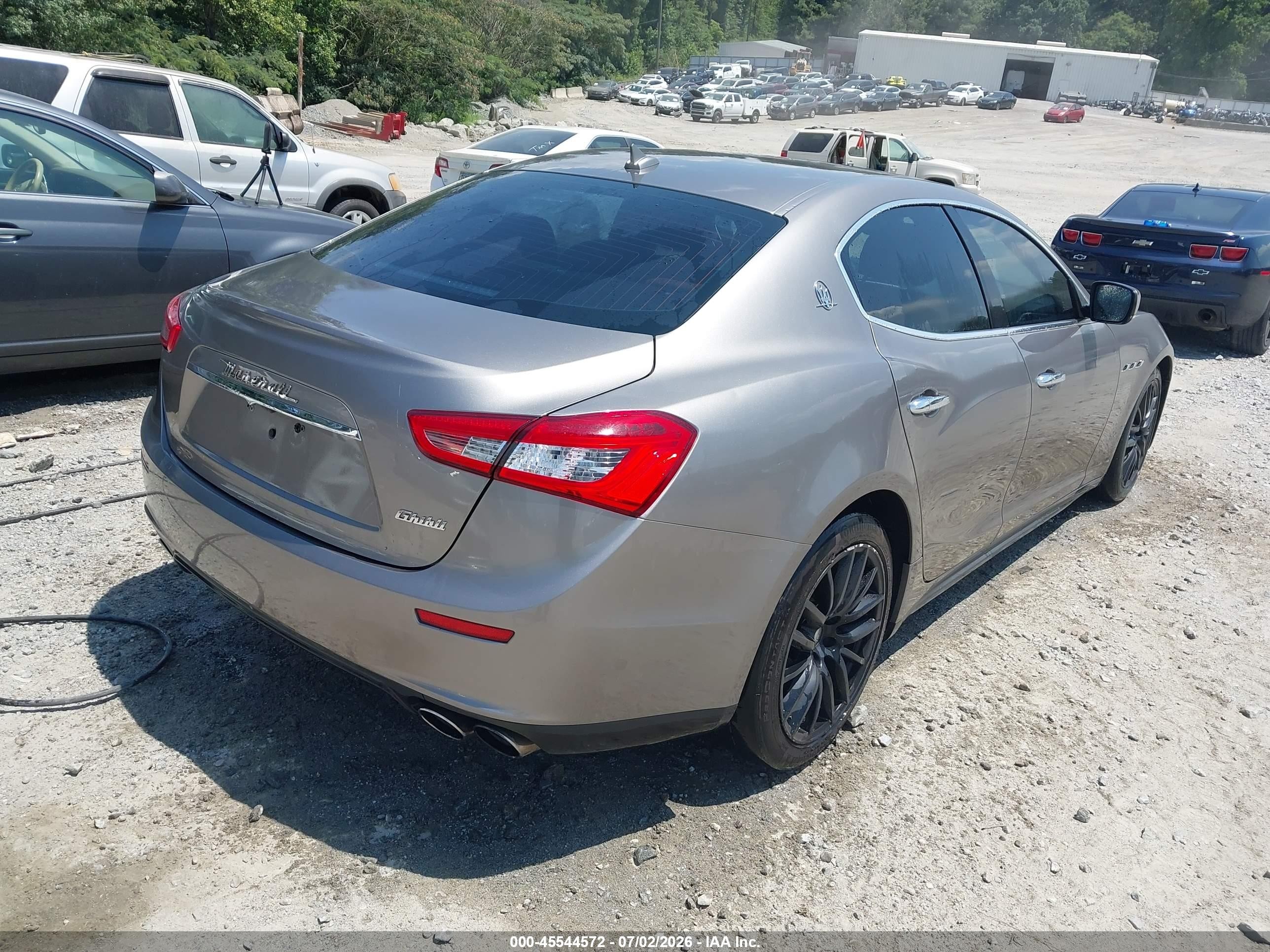 2015 Maserati Ghibli   Silver vin: ZAM57XSA8F1162196