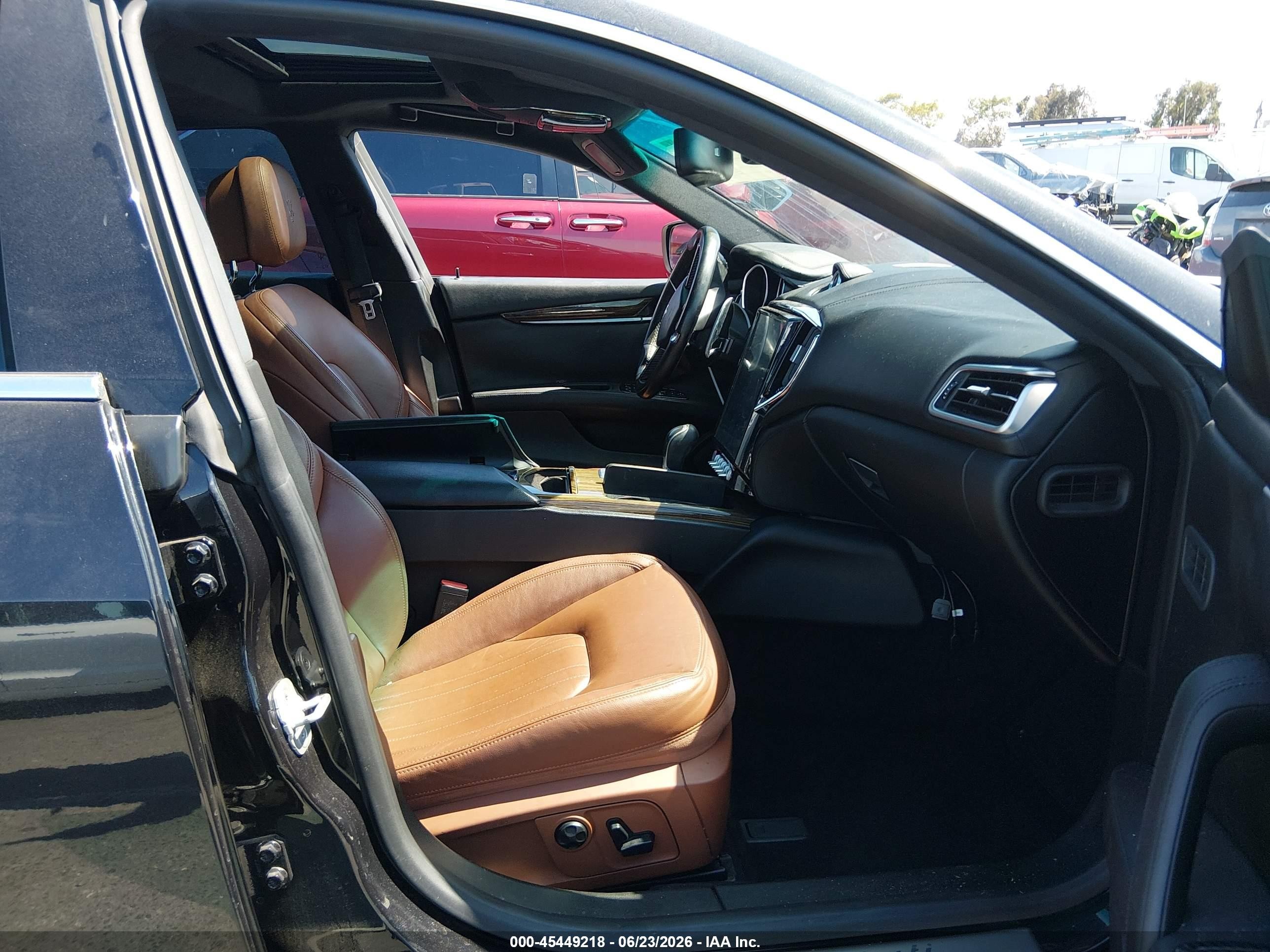 2014 Maserati Ghibli Black vin: ZAM57XSA9E1111370