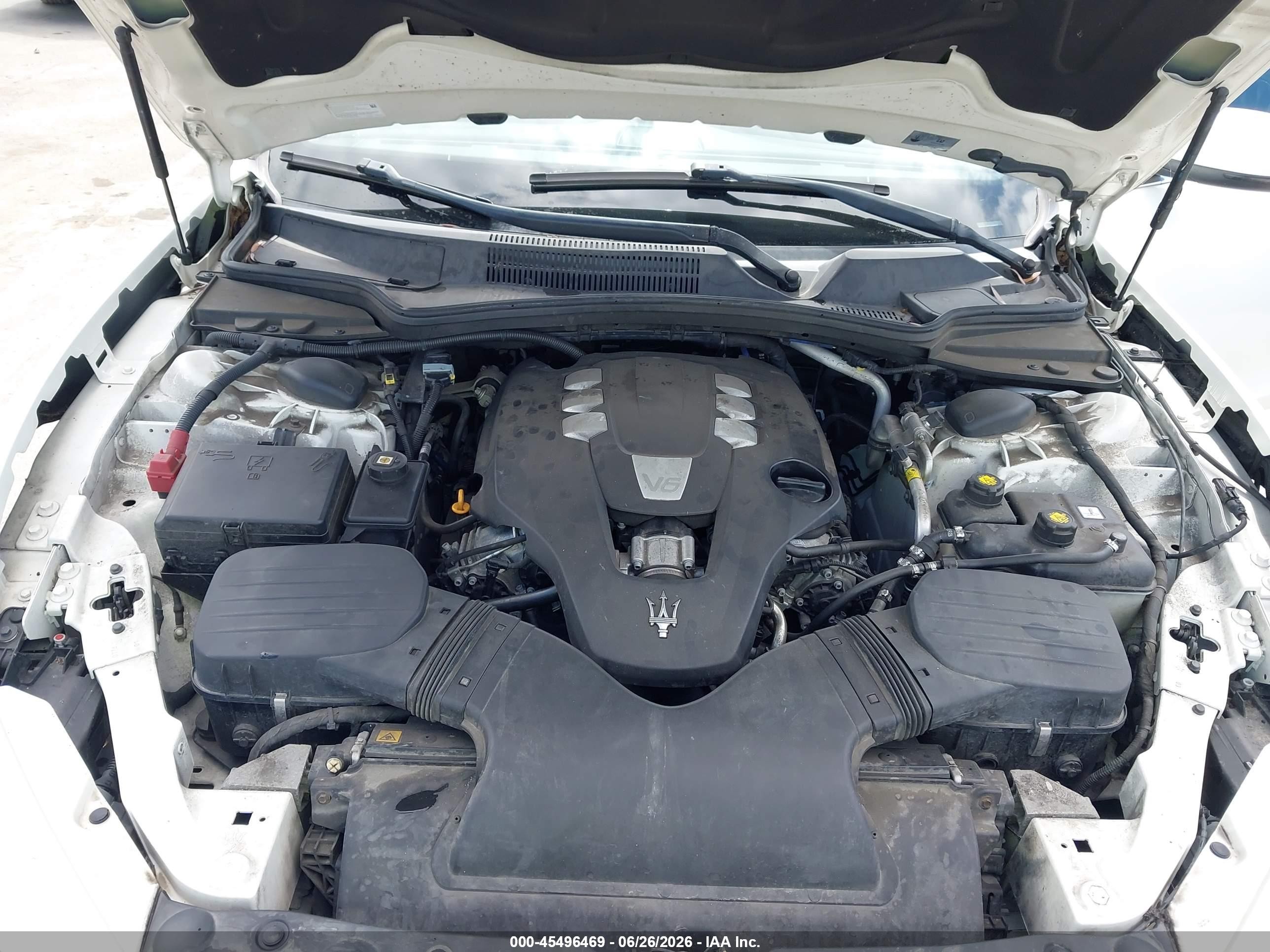 2015 Maserati Ghibli   White vin: ZAM57XSA9F1149313