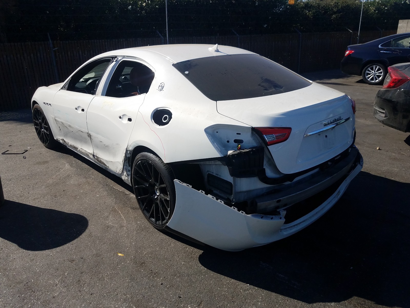 2015 Maserati Ghibli White vin: ZAM57XSA9F1159209