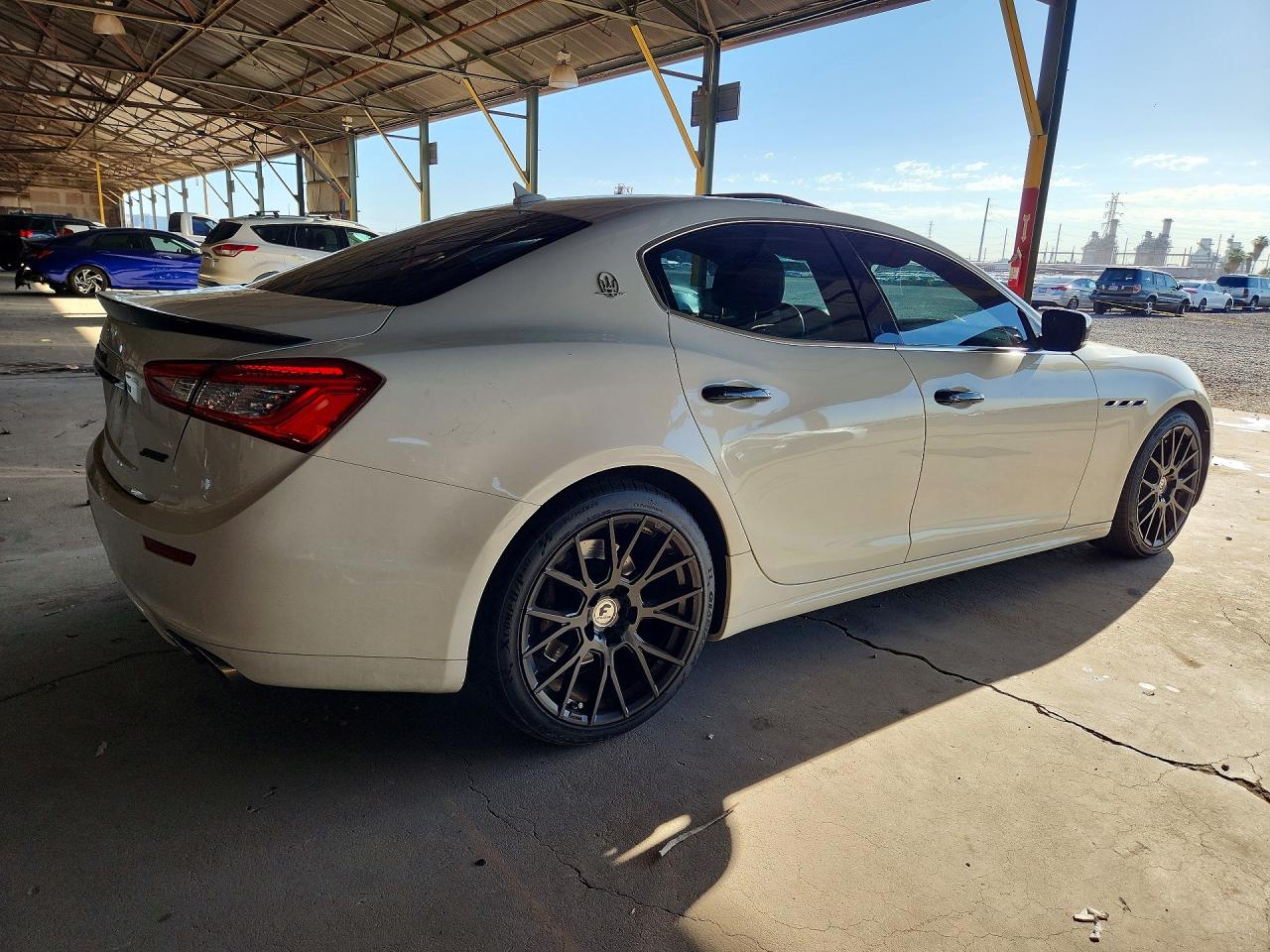 2015 Maserati Ghibli White vin: ZAM57XSA9F1159209
