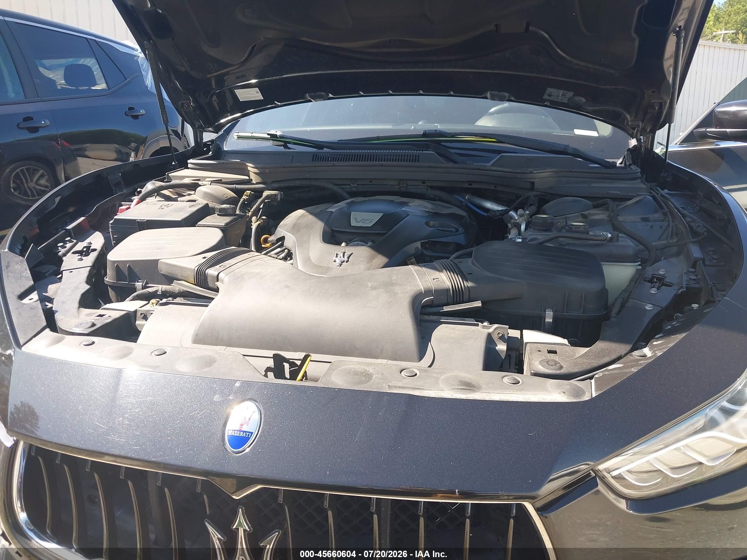 2014 Maserati Ghibli Черный vin: ZAM57XSAXE1085538